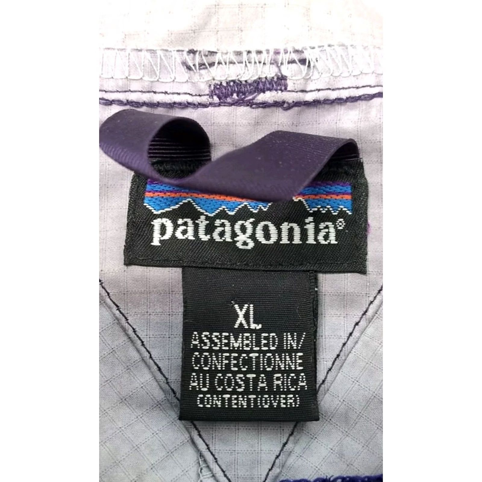 Patagonia VINTAGE Patagonia Anorak Jacket Purple XL 1/4 Zip Hooded Snap T Windbreaker 90s Mens Size US XL / EU 56 / 4 - 7 Thumbnail