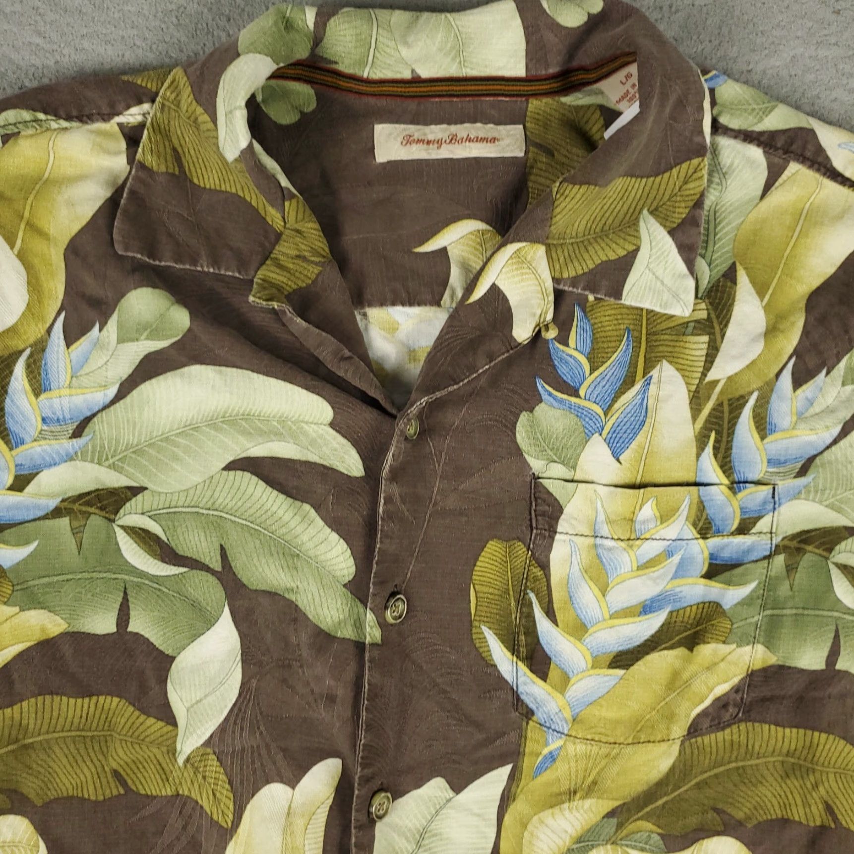 Tommy Bahama Tommy Bahama Shirt Adult Large Brown Silk Hawaiian Button-Up Short Sleeve Collared Floral Mens Size US L / EU 52-54 / 3 - 2 Thumbnail