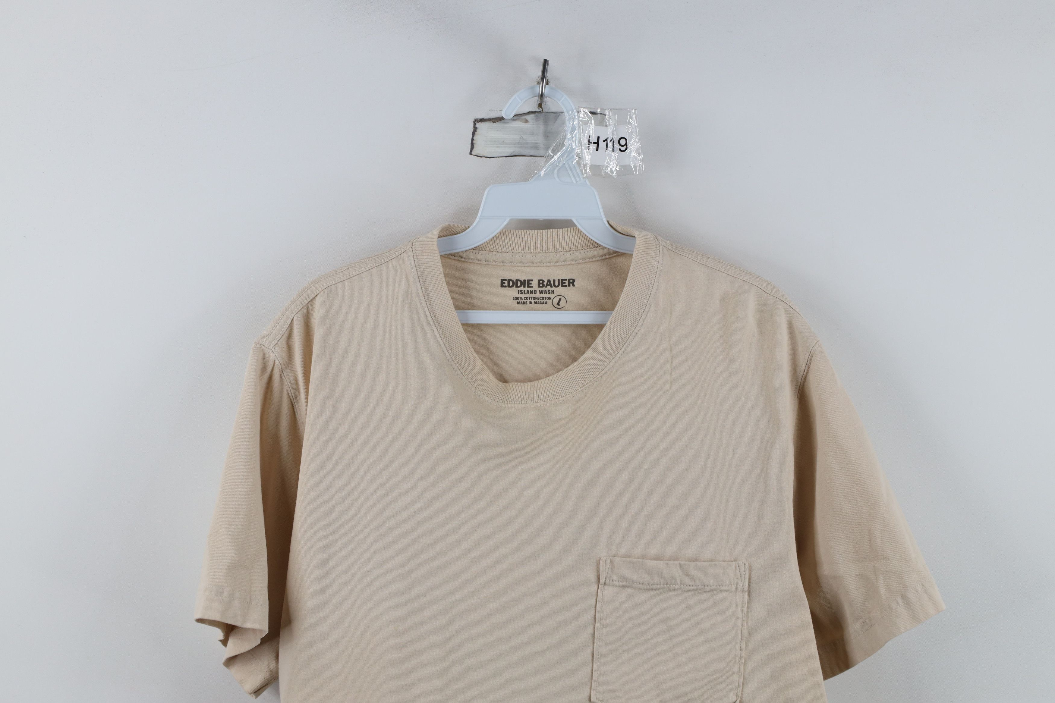 Eddie Bauer Vintage Y2K Eddie Bauer Stonewash Pocket T-Shirt Beige Size US L / EU 52-54 / 3 - 2 Thumbnail