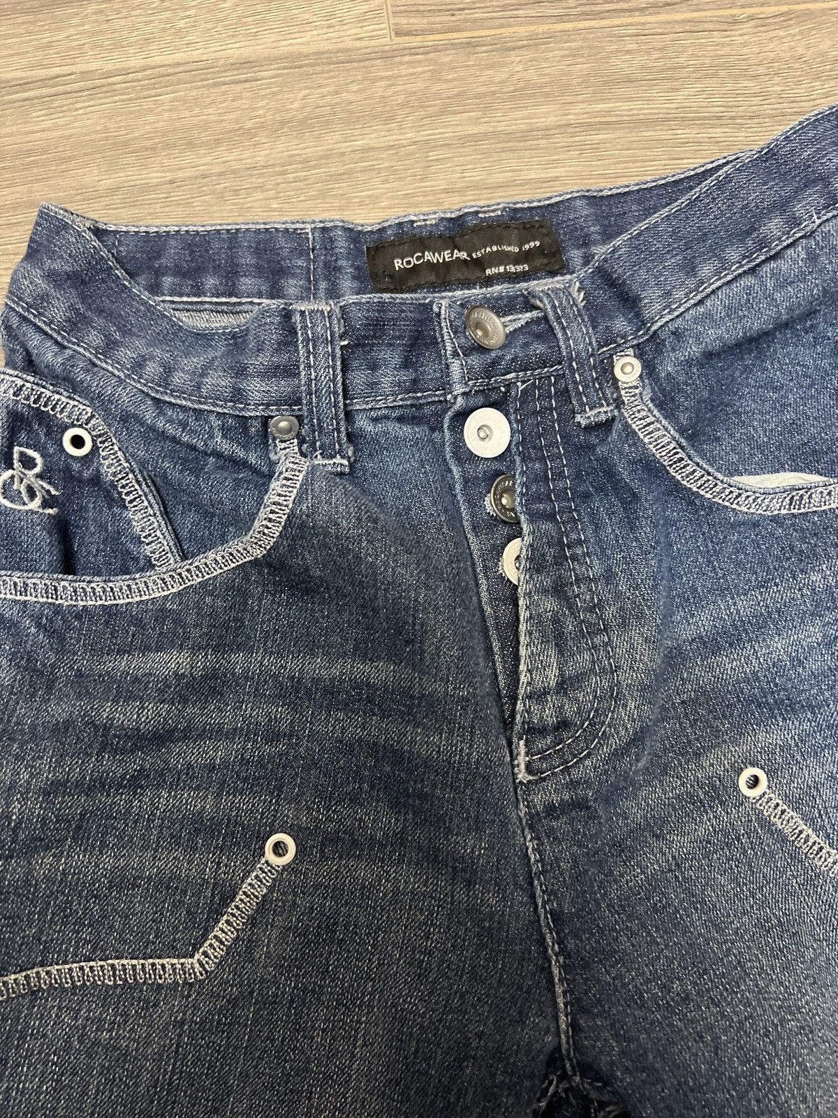 Rocawear × Vintage Crazy Y2K Rocawear patched Jean shorts jorts Size US 26 / EU 42 - 4 Thumbnail