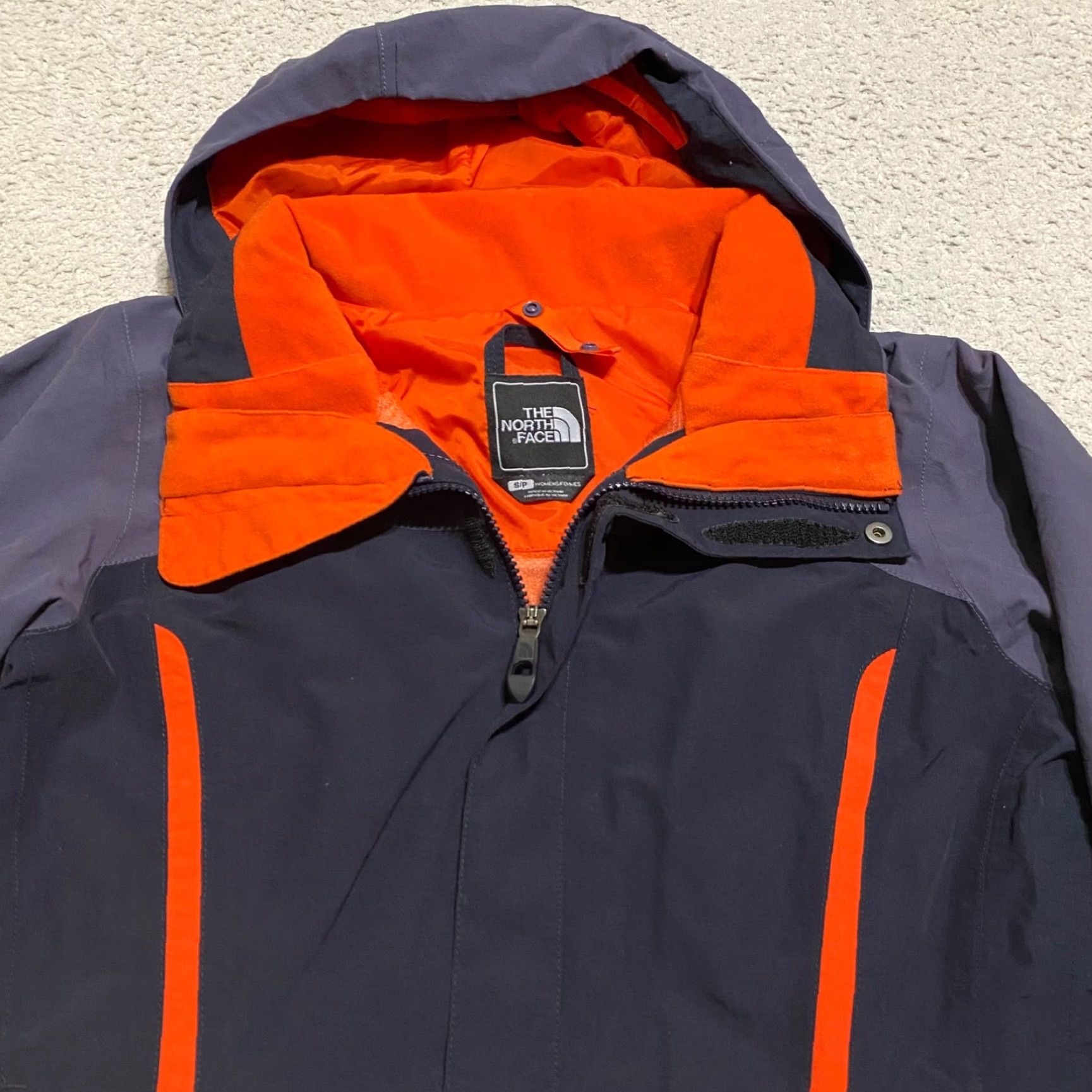 The North Face The North Face HyVent Jacket Womens Small Multicolor Colorblock Windbreaker Hood Size S / US 4 / IT 40 - 5 Thumbnail