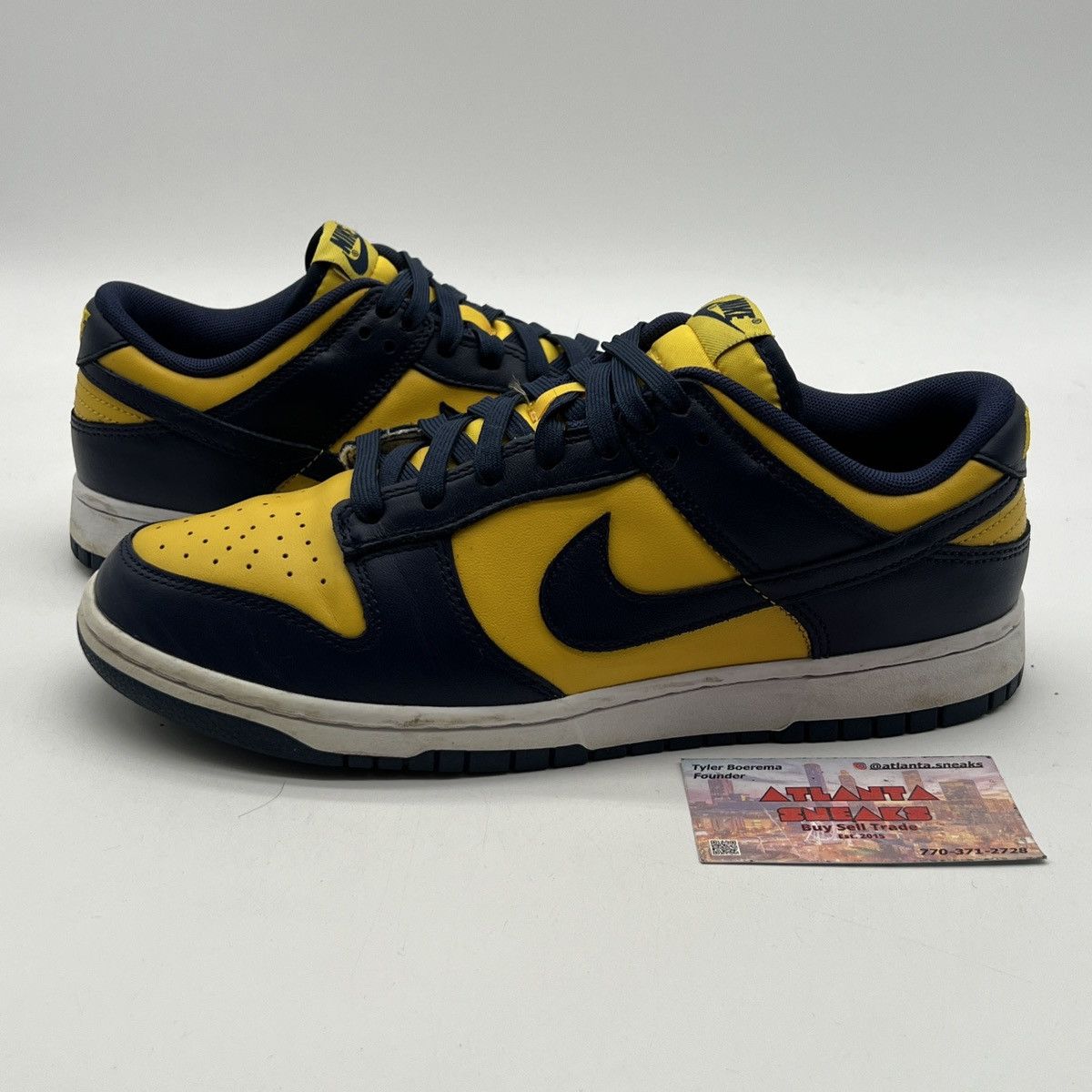 Nike dunk low Michigan