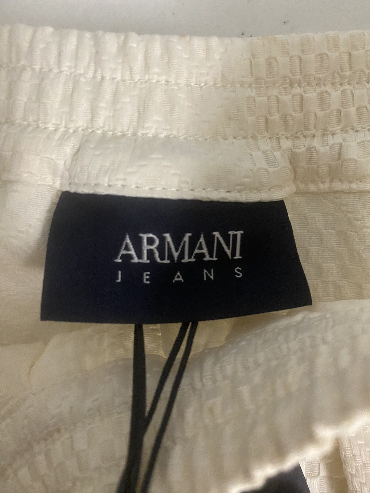 Armani NWT Armani Icicle White Fantasia Knit A Line Mini Skirt 6 US Size 26" / US 2 / IT 38 - 2 Thumbnail