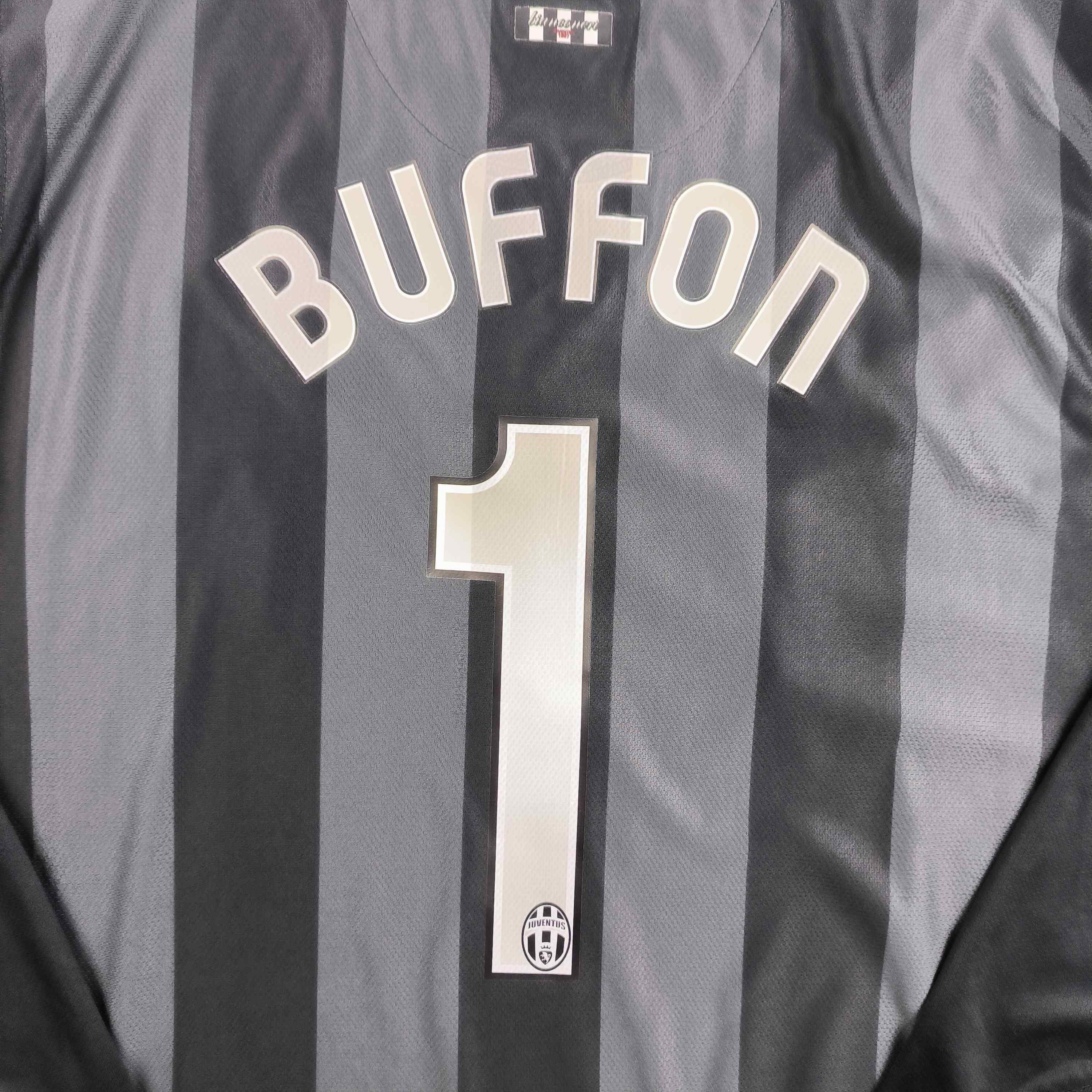 Nike Juventus 2007-08 Nike GK Buffon football jersey size XL Size US XL / EU 56 / 4 - 9 Thumbnail