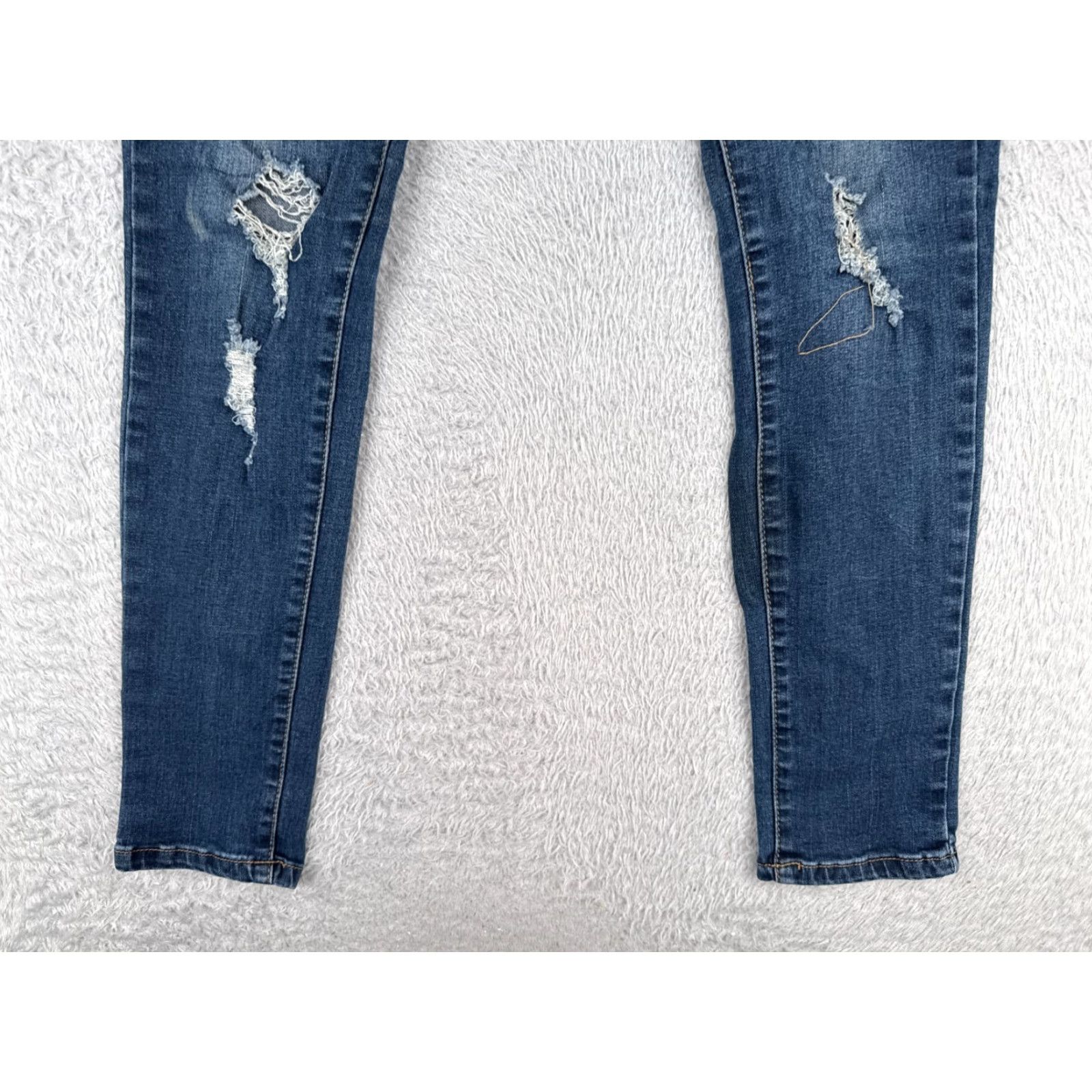 Denime Blue Connection Jeans Juniors 7 Blue Denim Distressed Skinny Mid Rise 27x30 Womens Size 28" / US 6 / IT 42 - 2 Thumbnail