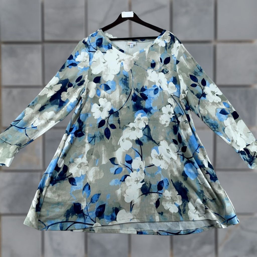 Vintage LuLaRoe Tunic Shirt Womens XL Blue Gray Floral Elizabeth Stretch V Neck Pullover Size XL / US 12-14 / IT 48-50 - 1 Thumbnail