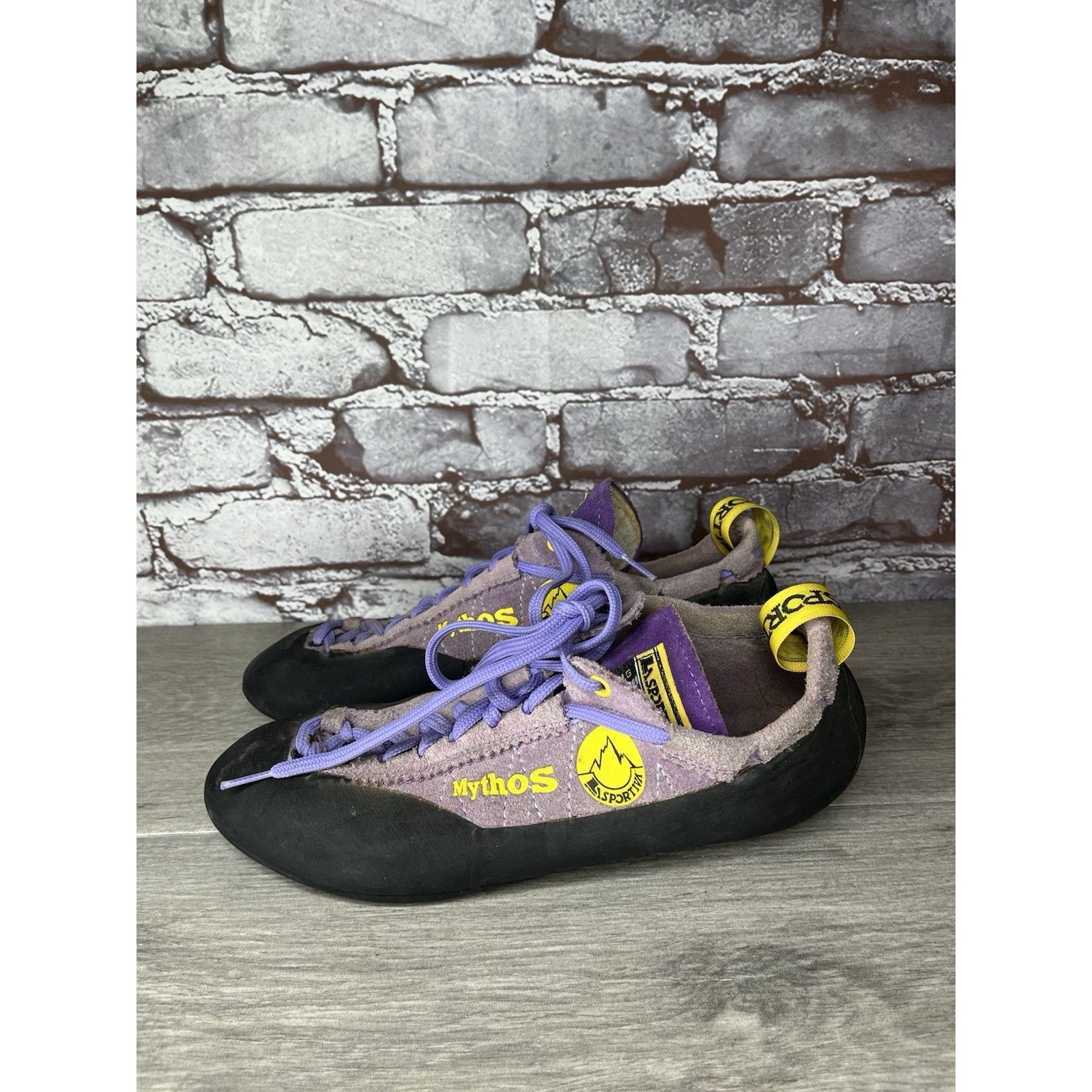 La Sportiva La Sportiva Mythos Climbing Shoes Purple Rock Climb Sneakers Size US 9 / EU 42 - 19 Thumbnail