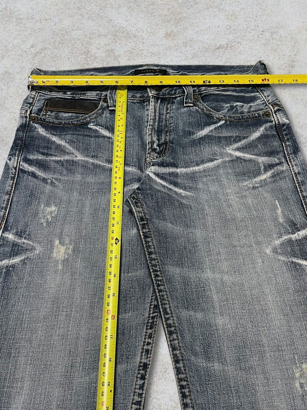 Undercover Vintage Japanese Whisker Wash Buckle Back Ripped Loose Jeans Size US 32 / EU 48 - 16 Thumbnail