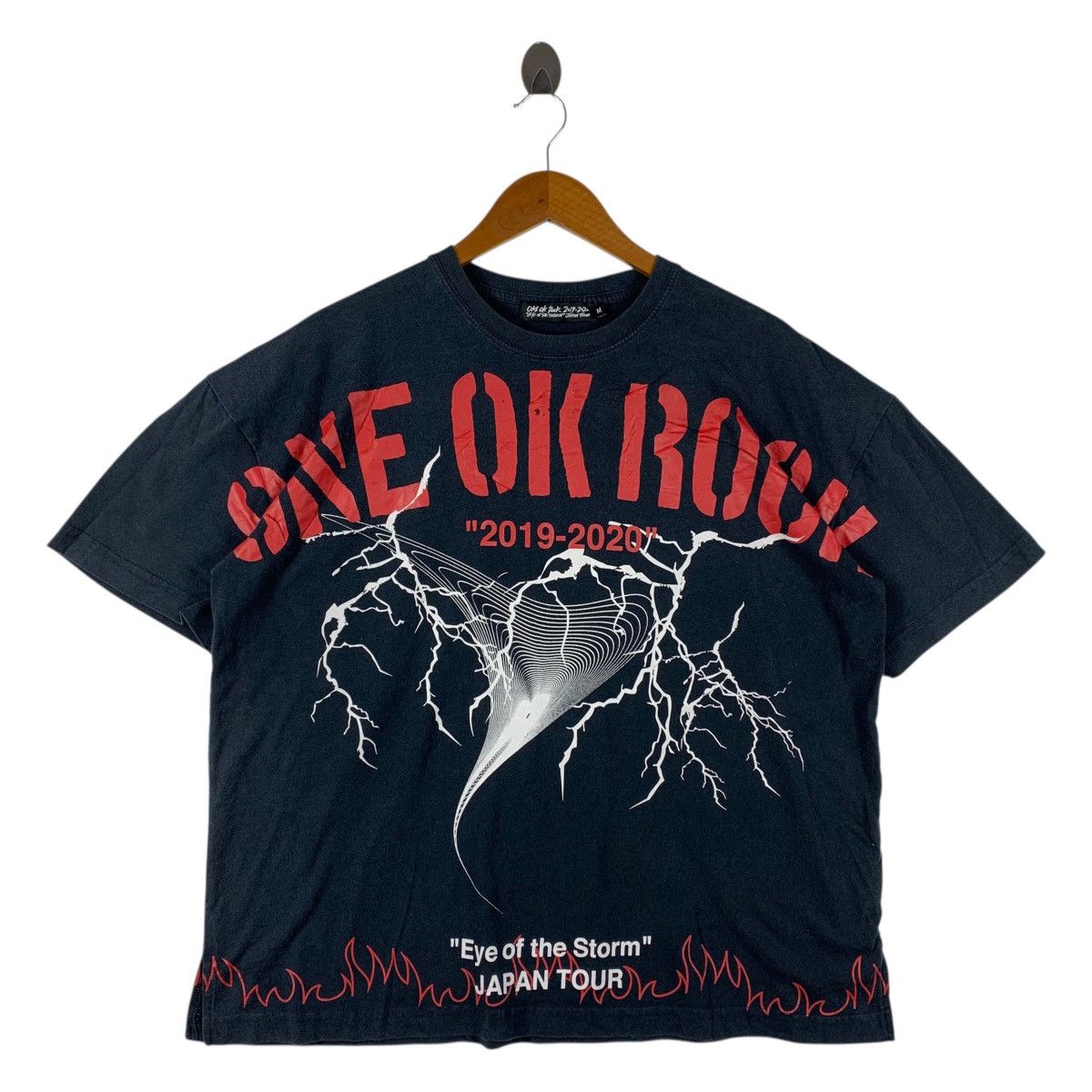 Other ONE OK ROCK "Eye of the Storm" 2019-2020 Japan Tour Tee Size US M / EU 48-50 / 2 - 1 Thumbnail