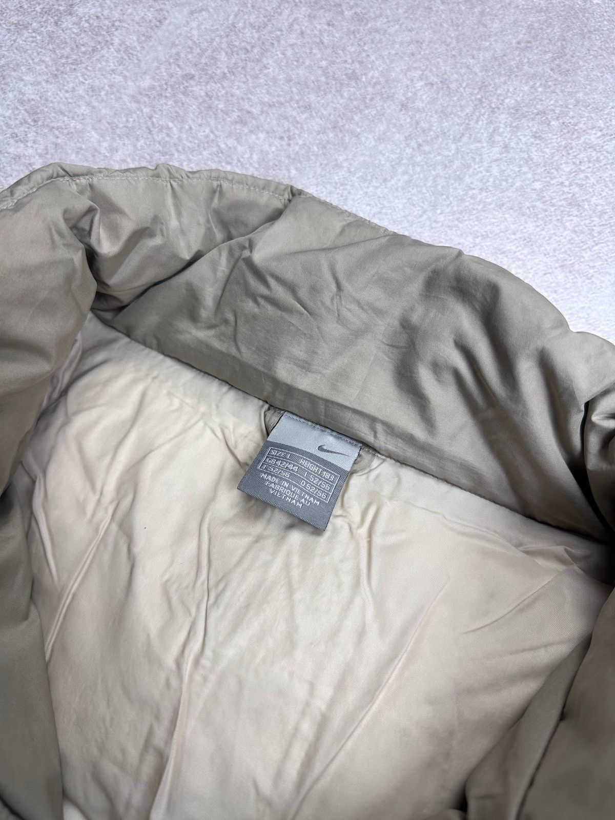 Nike Vintage Nike Swoosh Down Winter Puffer Jacket Rare L Size US L / EU 52-54 / 3 - 5 Thumbnail