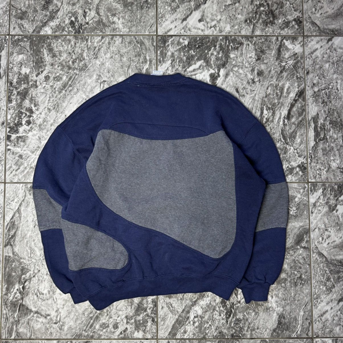 Nike Vintage Nike Embroidered Sweatshirt Blue Grey Size US L / EU 52-54 / 3 - 2 Thumbnail
