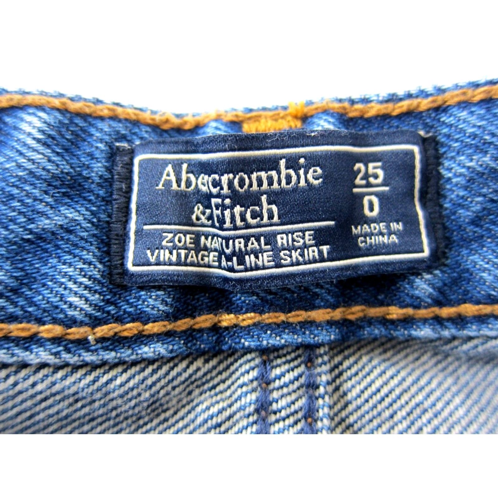 Abercrombie & Fitch Abercrombie & Fitch Cotton Zoe Natural Rise Vintage A-Line Denim Jean Skirt 25/0 Blue 80s 90s 5 pockets Womens Short Front zipper 100% cotton Size 42" / US 20 - 3 Thumbnail
