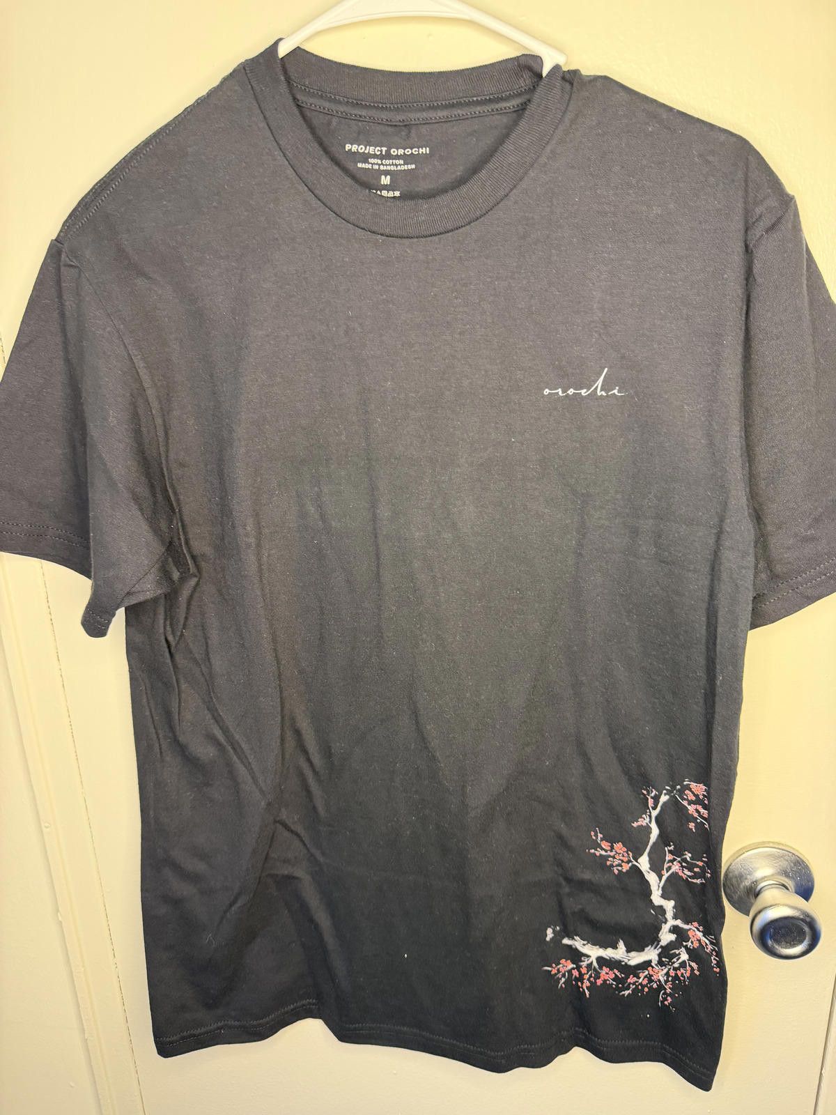 Other Black flowers Orochi Tshirt Size US M / EU 48-50 / 2 - 1 Thumbnail