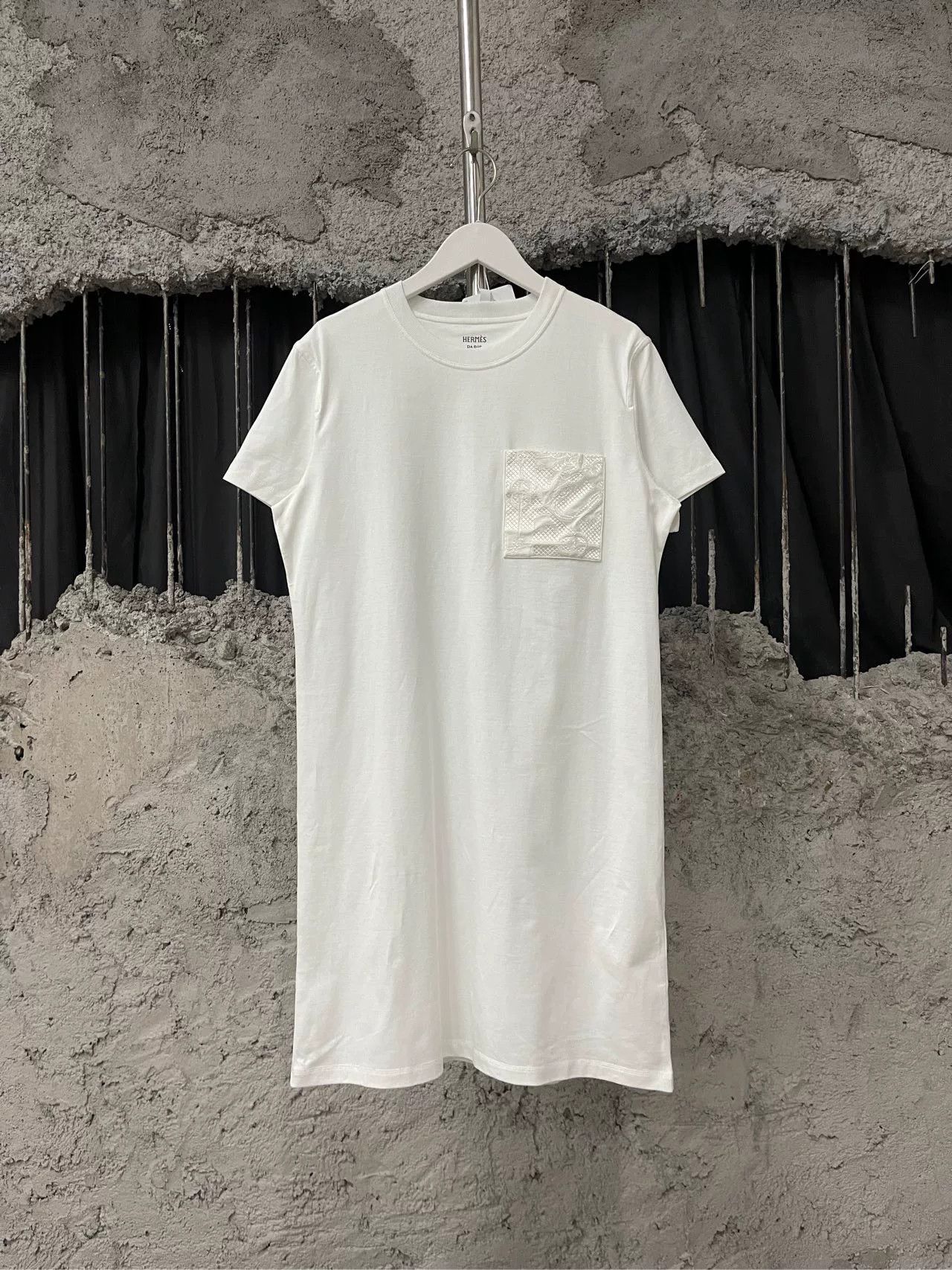 Hermes Hermes Short Sleeve Dress Size M / US 6-8 / IT 42-44 - 1 Thumbnail