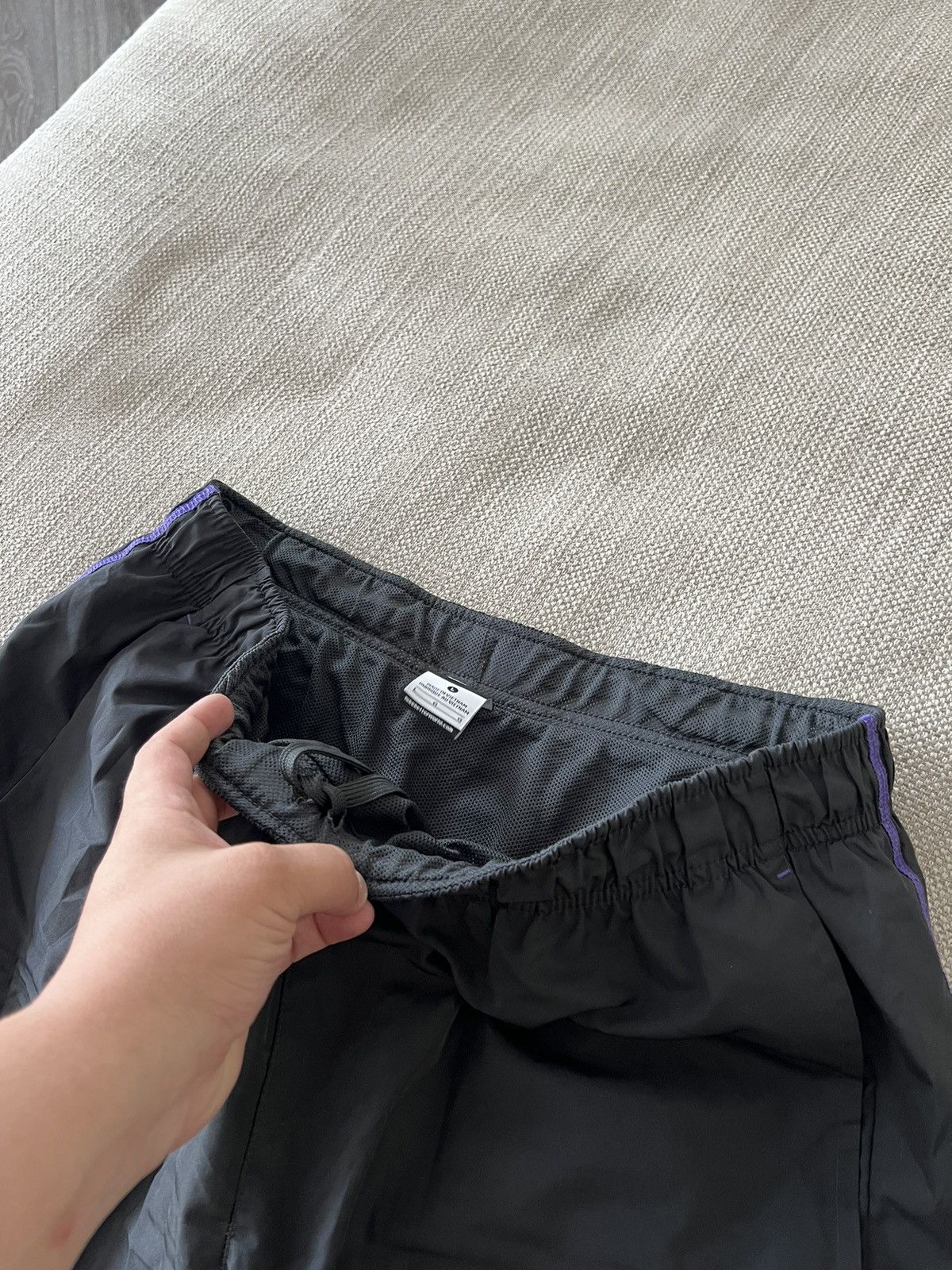 Nike × Vintage Vintage💥 Baggy Nike Nylon Shorts Y2K Size US 34 / EU 50 - 5 Thumbnail