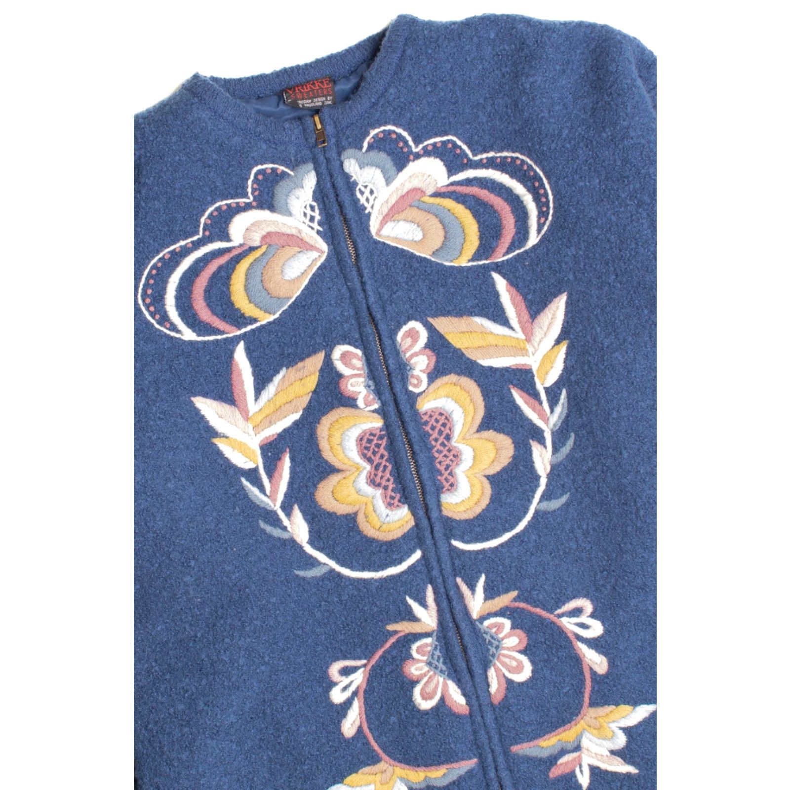 Vintage VINTAGE Dark Blue Floral Coat Small Embroidered Jacket Wool / Viscose / Nylon / Mohair 26.5” 22” Chest Womens Mens Girls Boys 445 Size US S / EU 44-46 / 1 - 2 Thumbnail