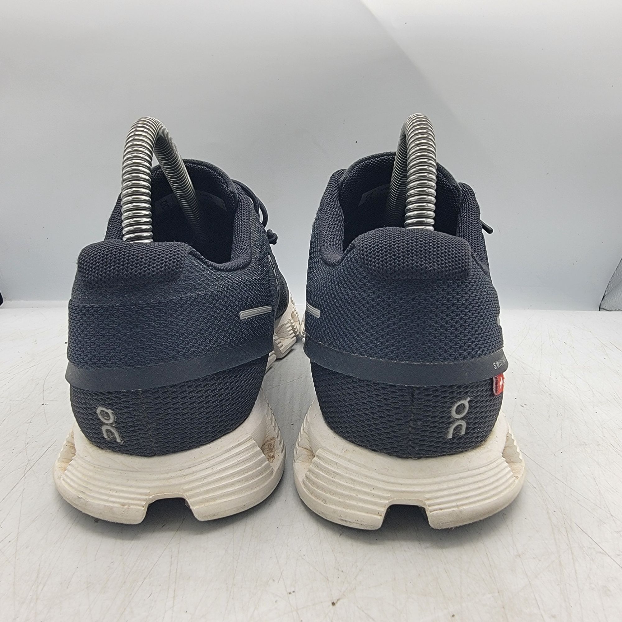 On On Cloud 5 Womens 8 Black Shoes Athletic Outdoors Walking Li Size US 8 / IT 38 - 4 Thumbnail