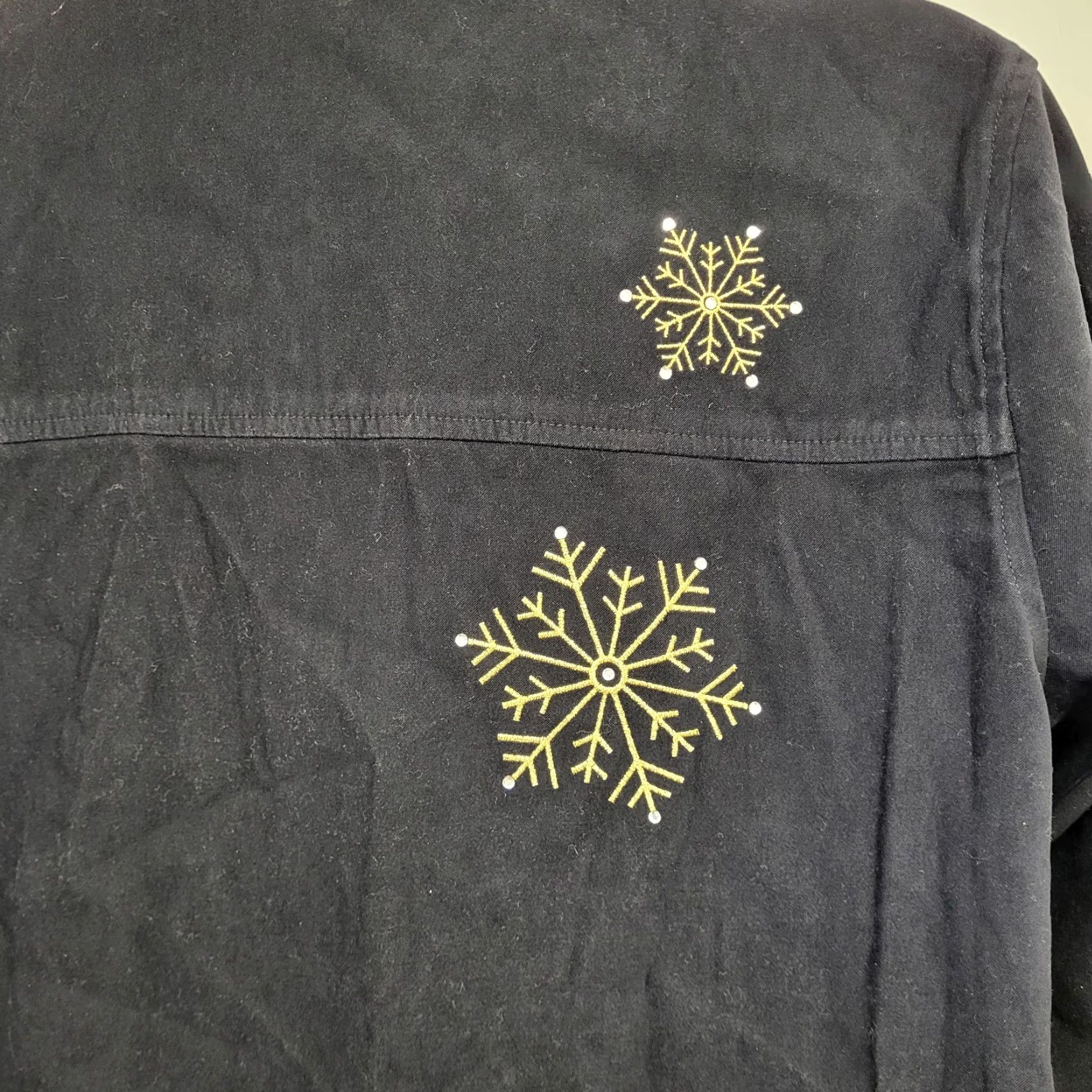 Quacker Factory VINTAGE Quacker Factory Shirt Jacket Women 1X Black Gold Snowflakes Long Sleeve Button-Up Embroidered Christmas Holiday Size XL / US 12-14 / IT 48-50 - 6 Thumbnail