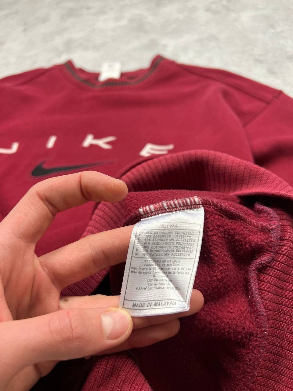 Nike Rare Vintage Nike Sweatshirt Spell Out Embroidered Logo Y2K Size US M / EU 48-50 / 2 - 13 Thumbnail