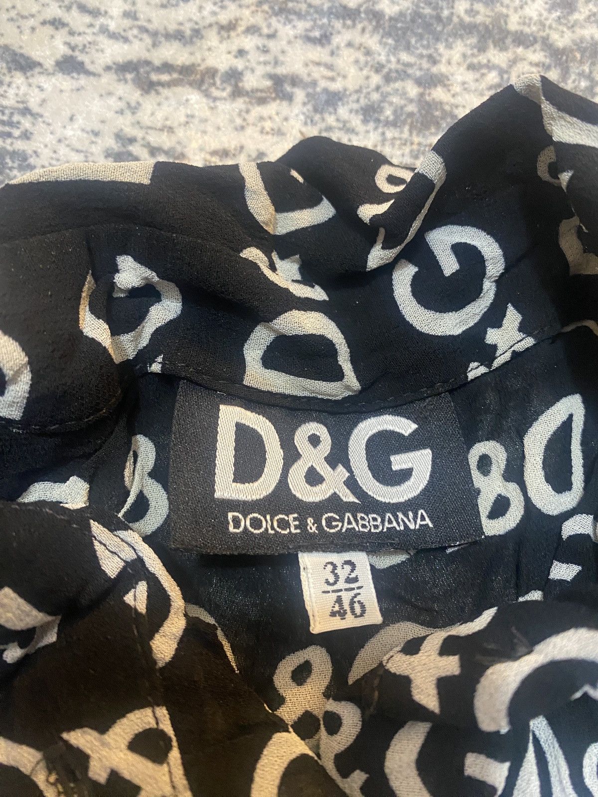 Dolce & Gabbana Dolce & gabbana luxury dg monogram ultra rare women shirt Size M / US 6-8 / IT 42-44 - 2 Thumbnail