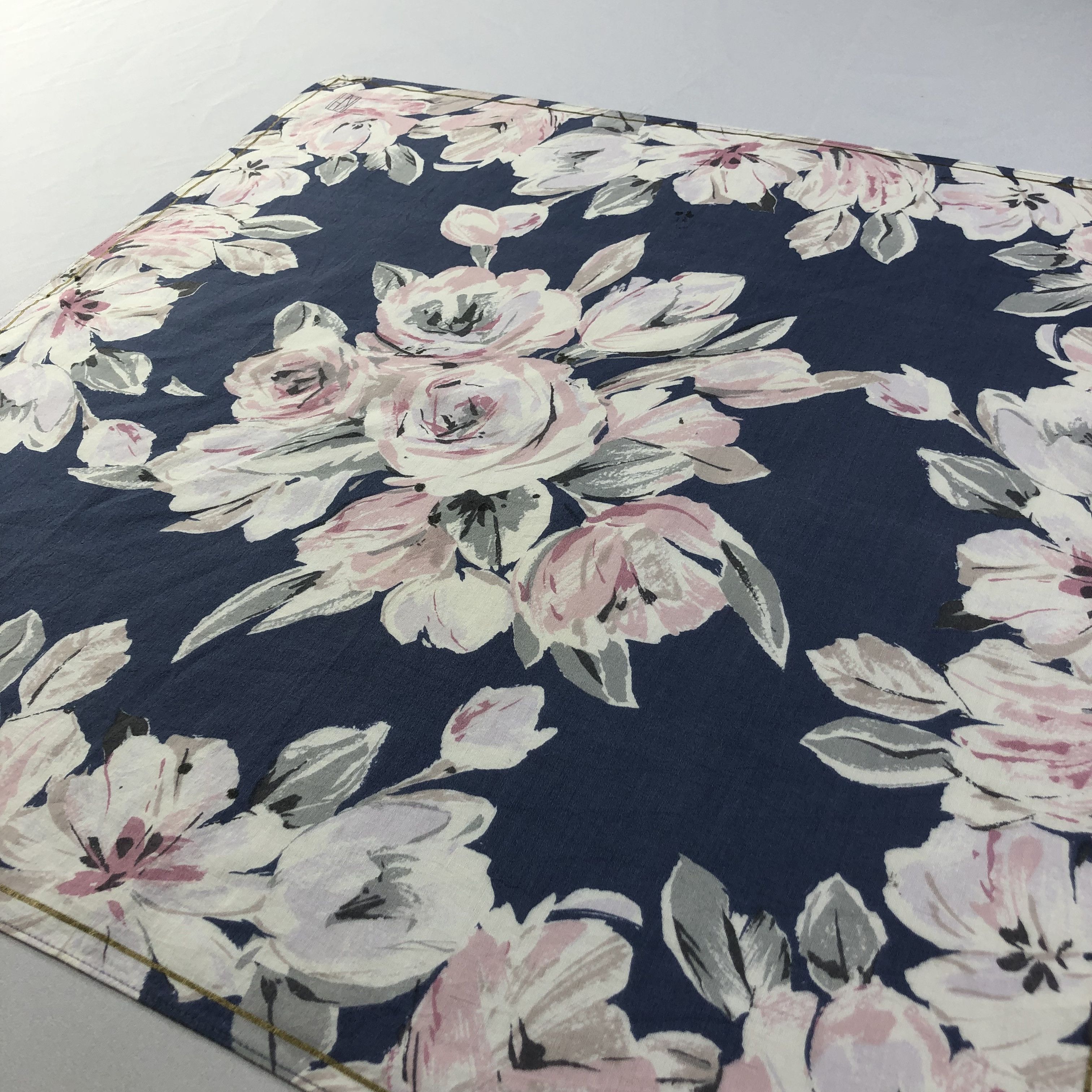 Katharine Hamnett London Katharine Hamnett Handkerchief Neckerchief Bandana H1554 Size ONE SIZE - 3 Thumbnail