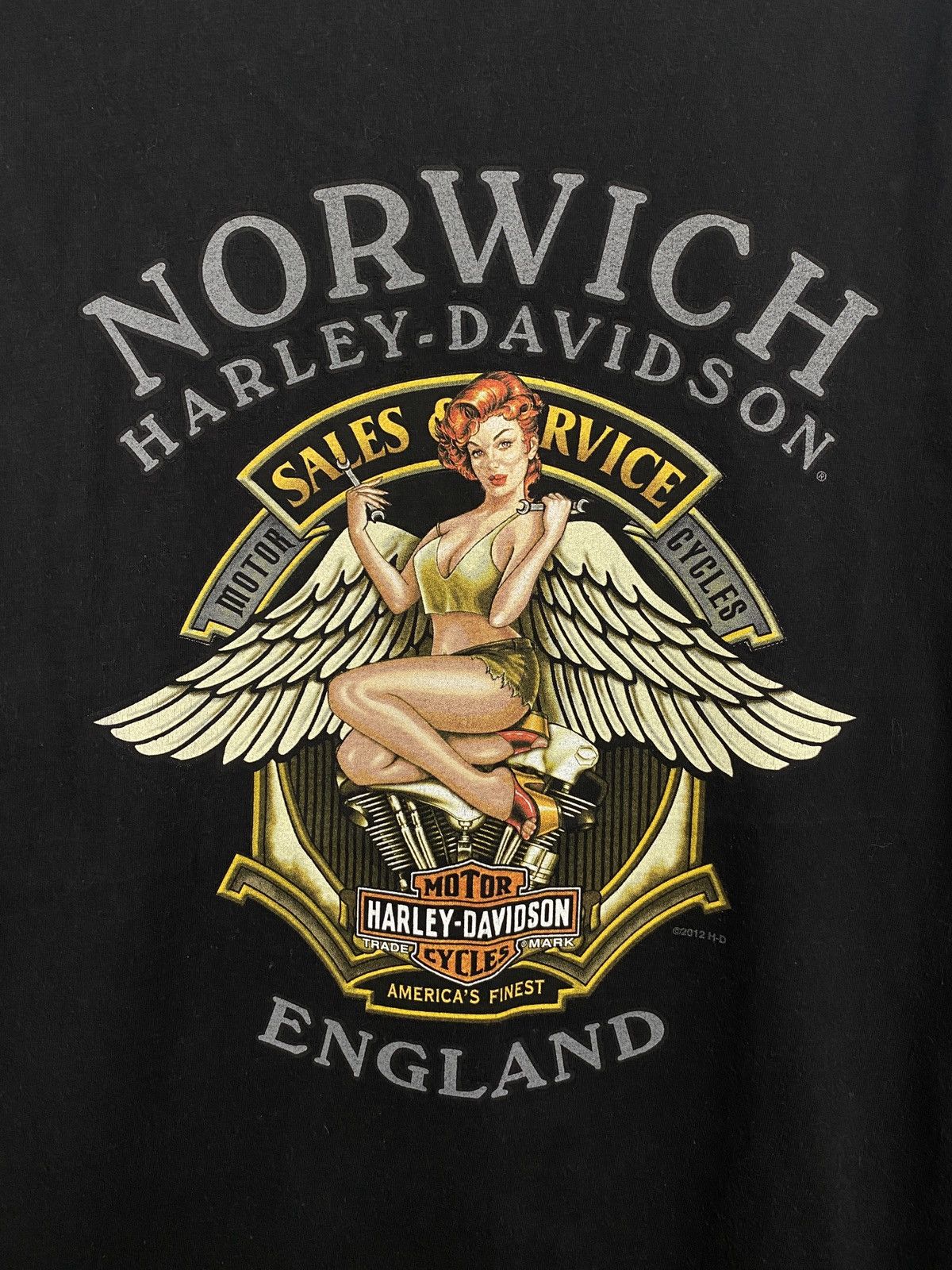 Harley Davidson 🏴󠁧󠁢󠁥󠁮󠁧󠁿 Vintage Y2K Harley Davidson England Sexy Girl Choppers Tee Size US L / EU 52-54 / 3 - 5 Thumbnail