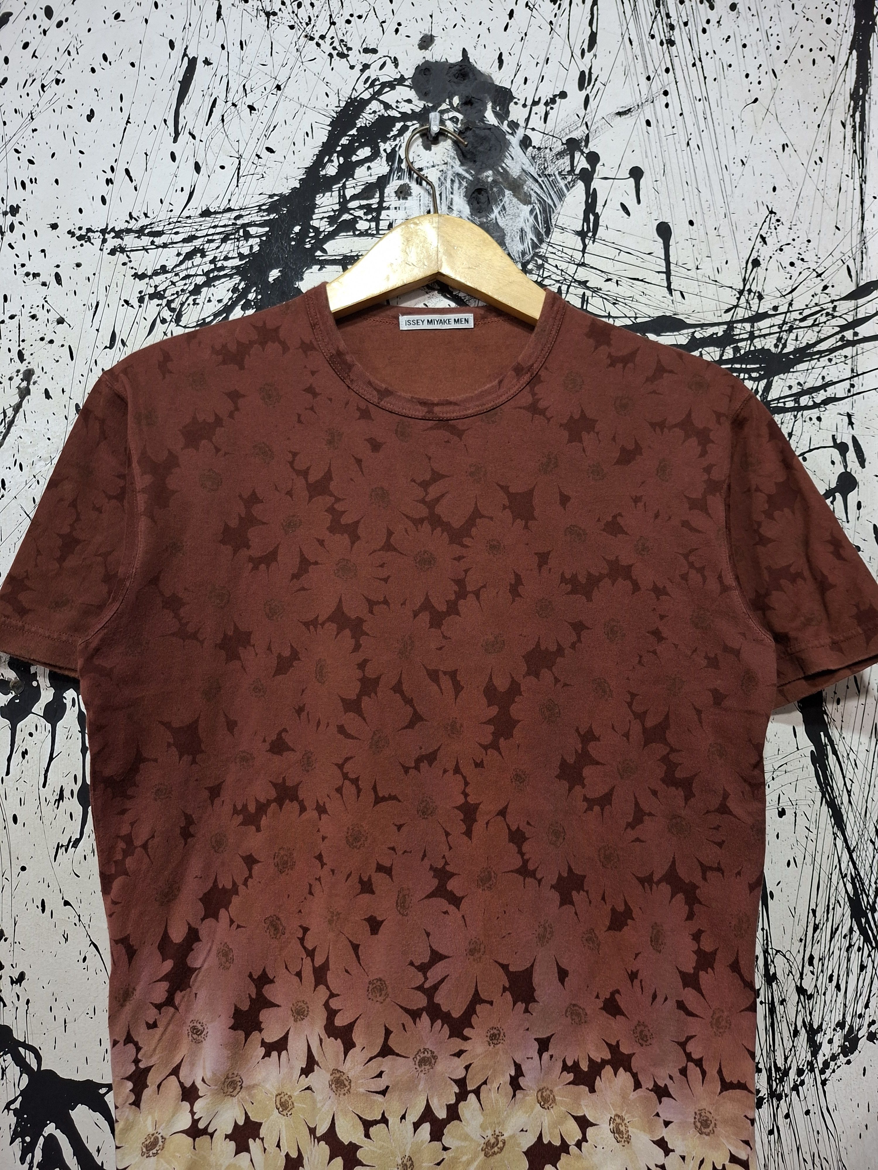 Issey Miyake ISSEY MIYAKE MEN FLOWERS PATTERN T-SHIRT Size US M / EU 48-50 / 2 - 3 Thumbnail