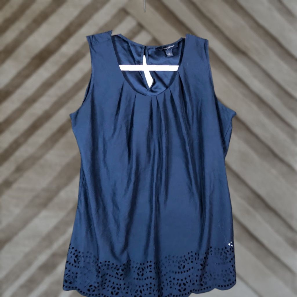 Banana Republic Banana Republic Blouse Womens Sleeveless Blue Pleated Scoop Neck M Lightweight Casual Workwear Shirt Size M / US 6-8 / IT 42-44 - 1 Thumbnail