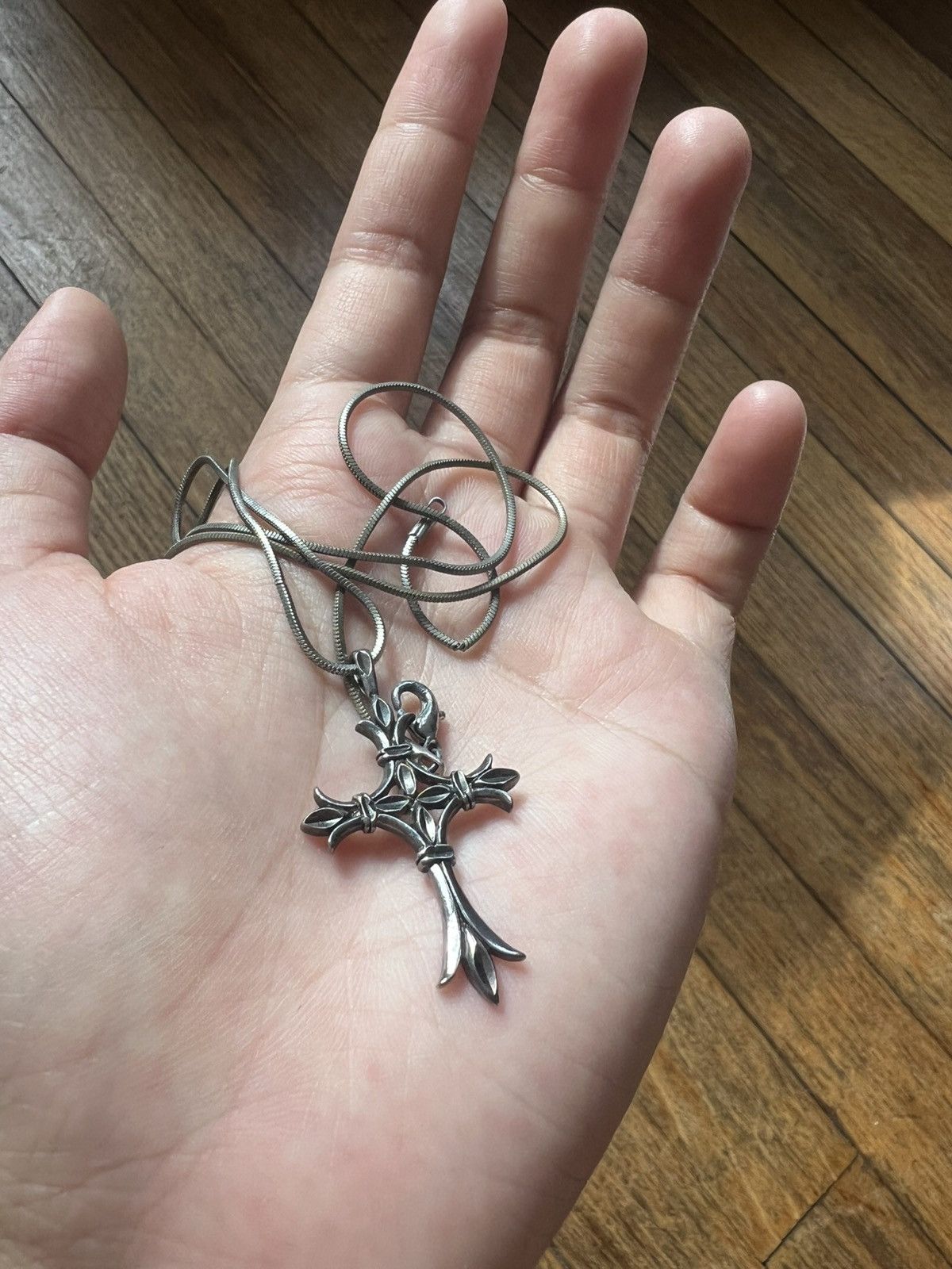 Vintage Sterling silver dainty cross necklace Size ONE SIZE - 2 Thumbnail