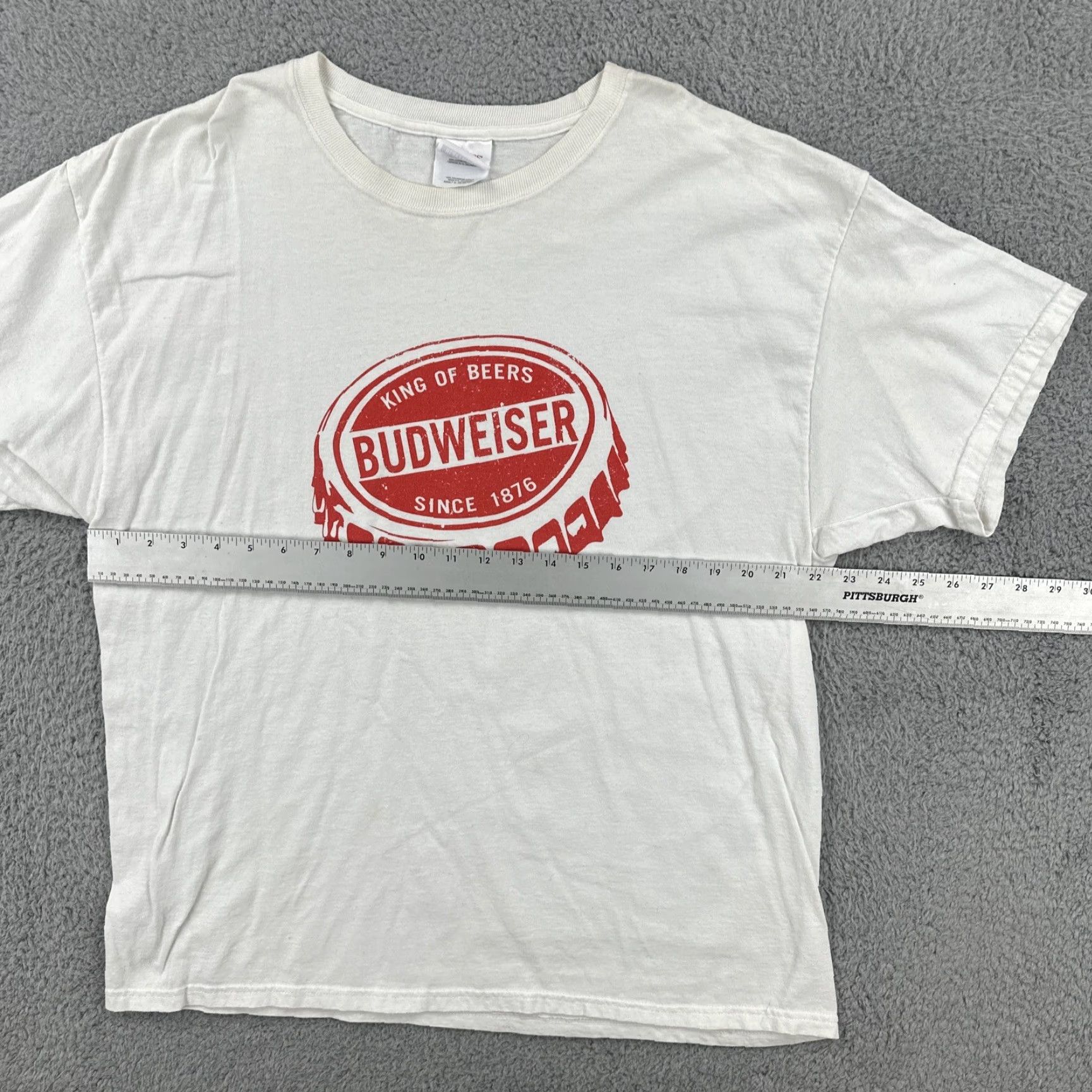 Hanes VINTAGE Hanes T-Shirt XL White Budweiser Logo Beer Crew Neck Short Sleeve Men X-Large White Candy? Size US XL / EU 56 / 4 - 7 Thumbnail