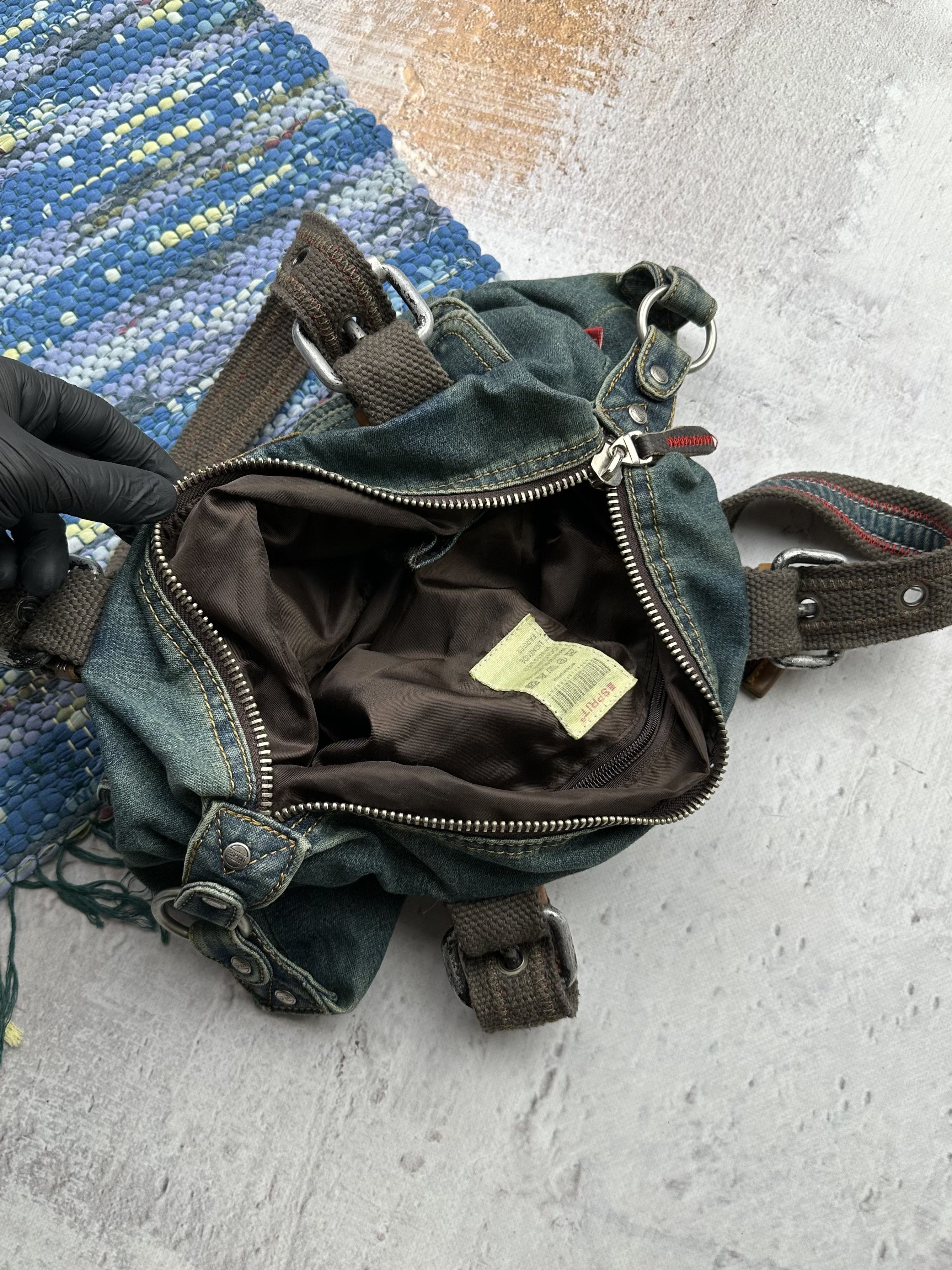 Japanese Brand Vintage Cargo Faded With Bondage Handle Bag A374D18(372) Size ONE SIZE - 10 Thumbnail