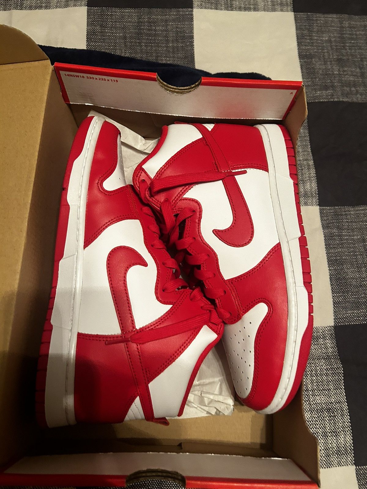 Nike Nike dunk high red Size US 9 / EU 42 - 1 Thumbnail