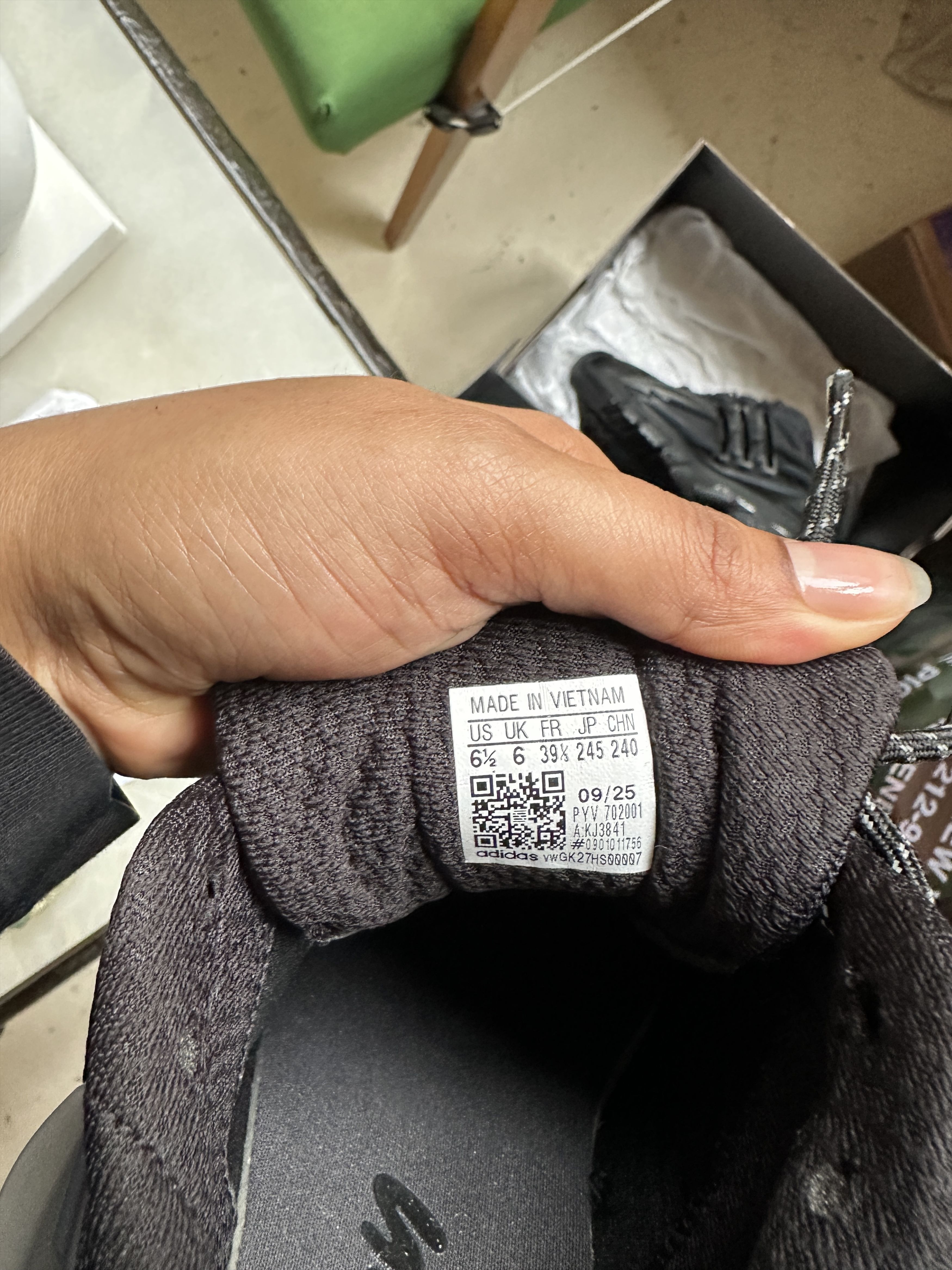 Adidas × Pharrell Adistar Jellyfish Size US 6.5 / EU 39-40 - 9 Thumbnail