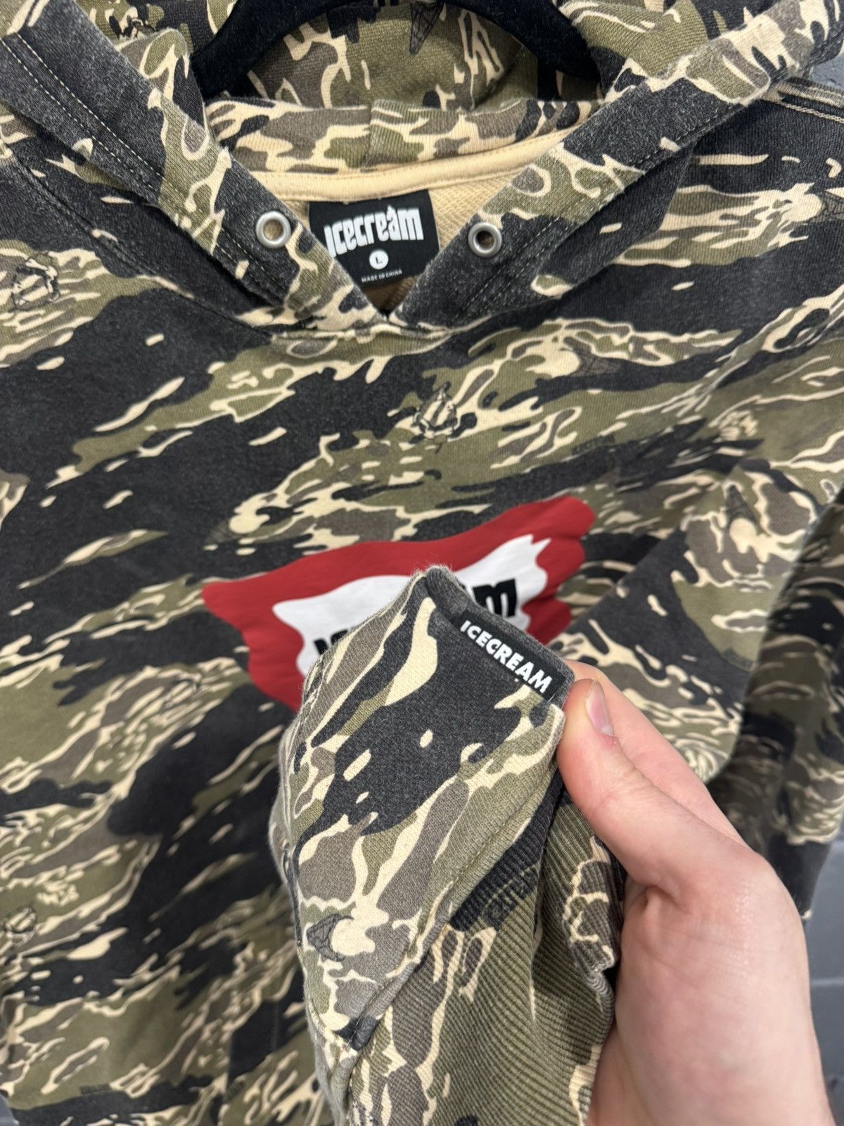Billionaire Boys Club Vintage billionaire boy club IceCream Logo Camo Hoodie Size US L / EU 52-54 / 3 - 3 Thumbnail