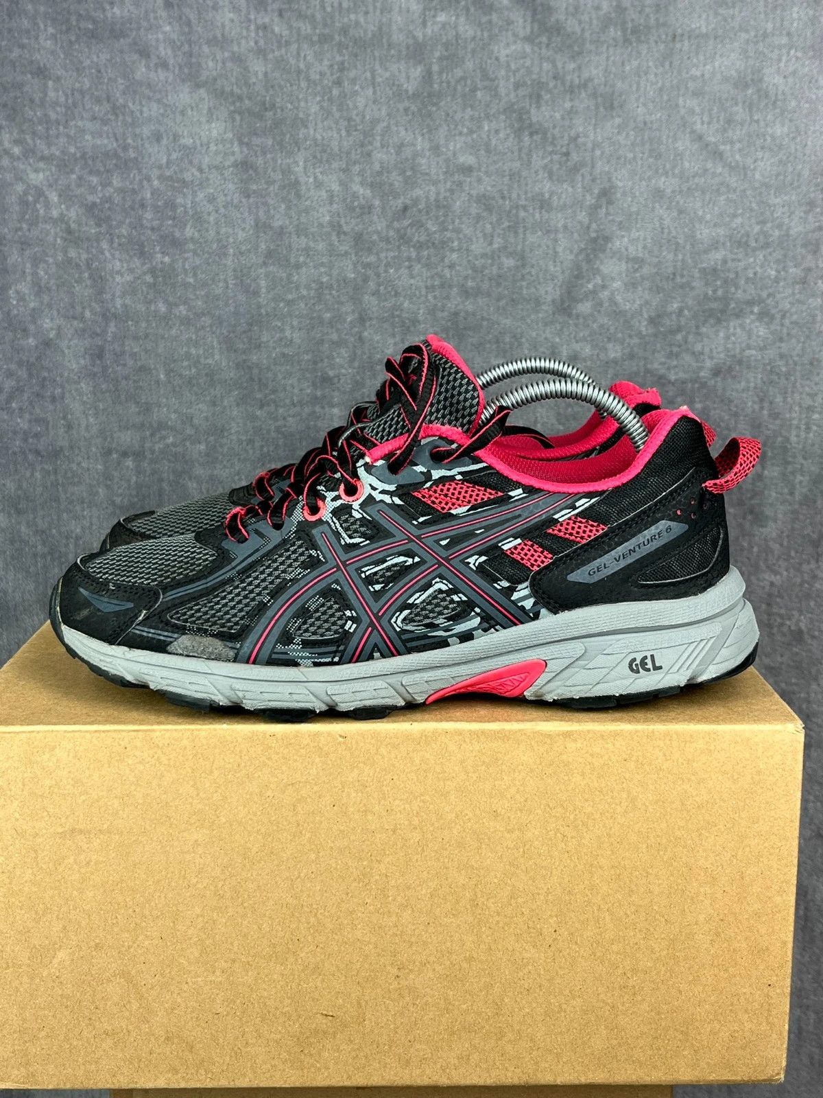 Asics Asics GEL black red mesh Y2K retro running sneakers Size US 6 / EU 39 - 2 Thumbnail