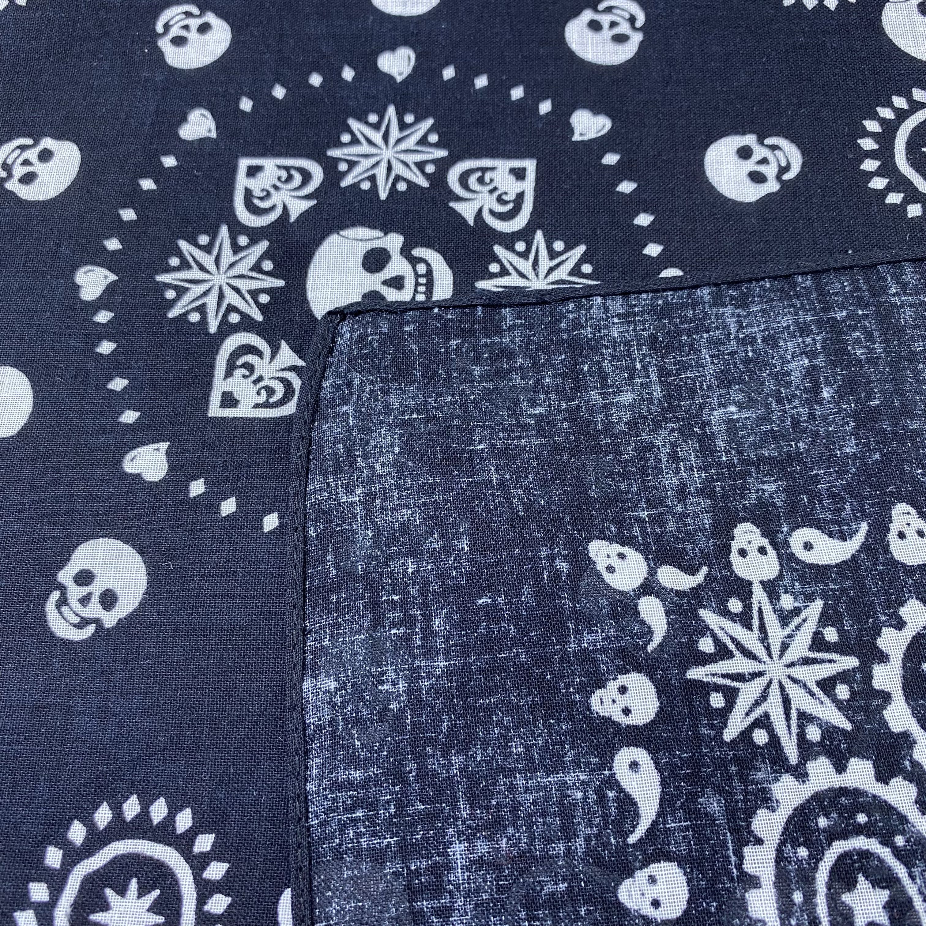 Vintage Skulls Paisley Bandana Neckerchief Handkerchief-B1399 Size ONE SIZE - 7 Thumbnail