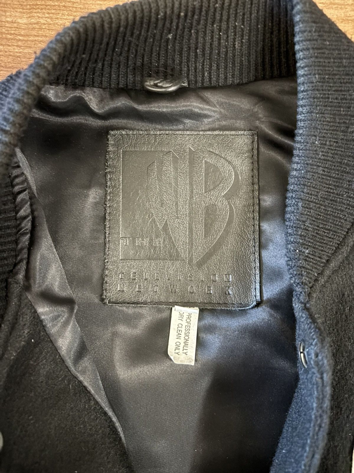 Vintage Vintage y2k WB frog letterman leather jacket Size m Size US M / EU 48-50 / 2 - 5 Thumbnail