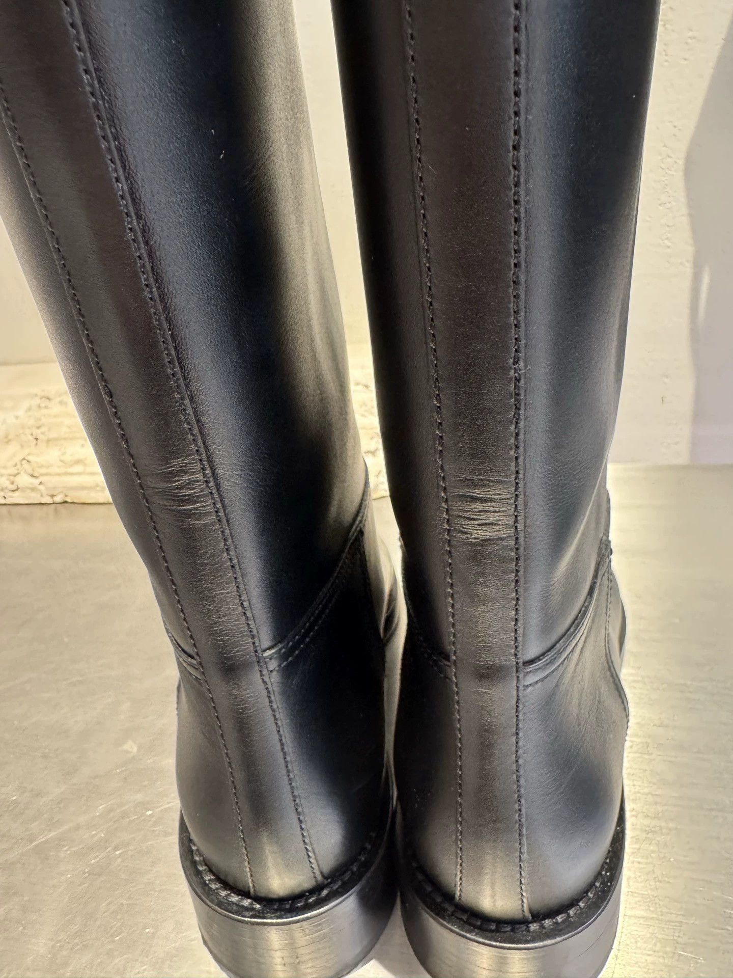Dior Dior black CD logo knee high boots 34 used scuffs creases Size US 4 / IT 34 - 5 Thumbnail