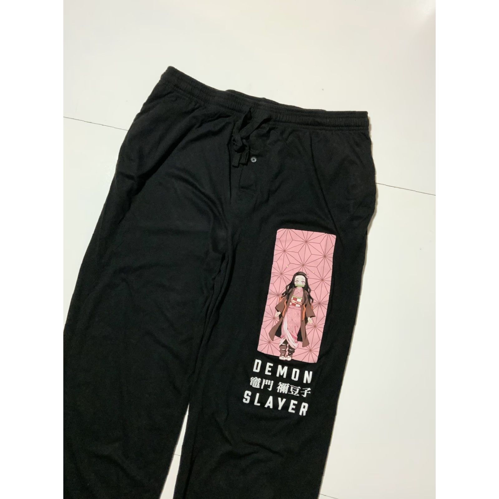 Vintage VINTAGE BoxLunch Demon Slayer Kimetsu No Yaiba Nezuko Kamado Anime Manga Pants 2XL Men's Black Lounge Size US 39 - 5 Thumbnail