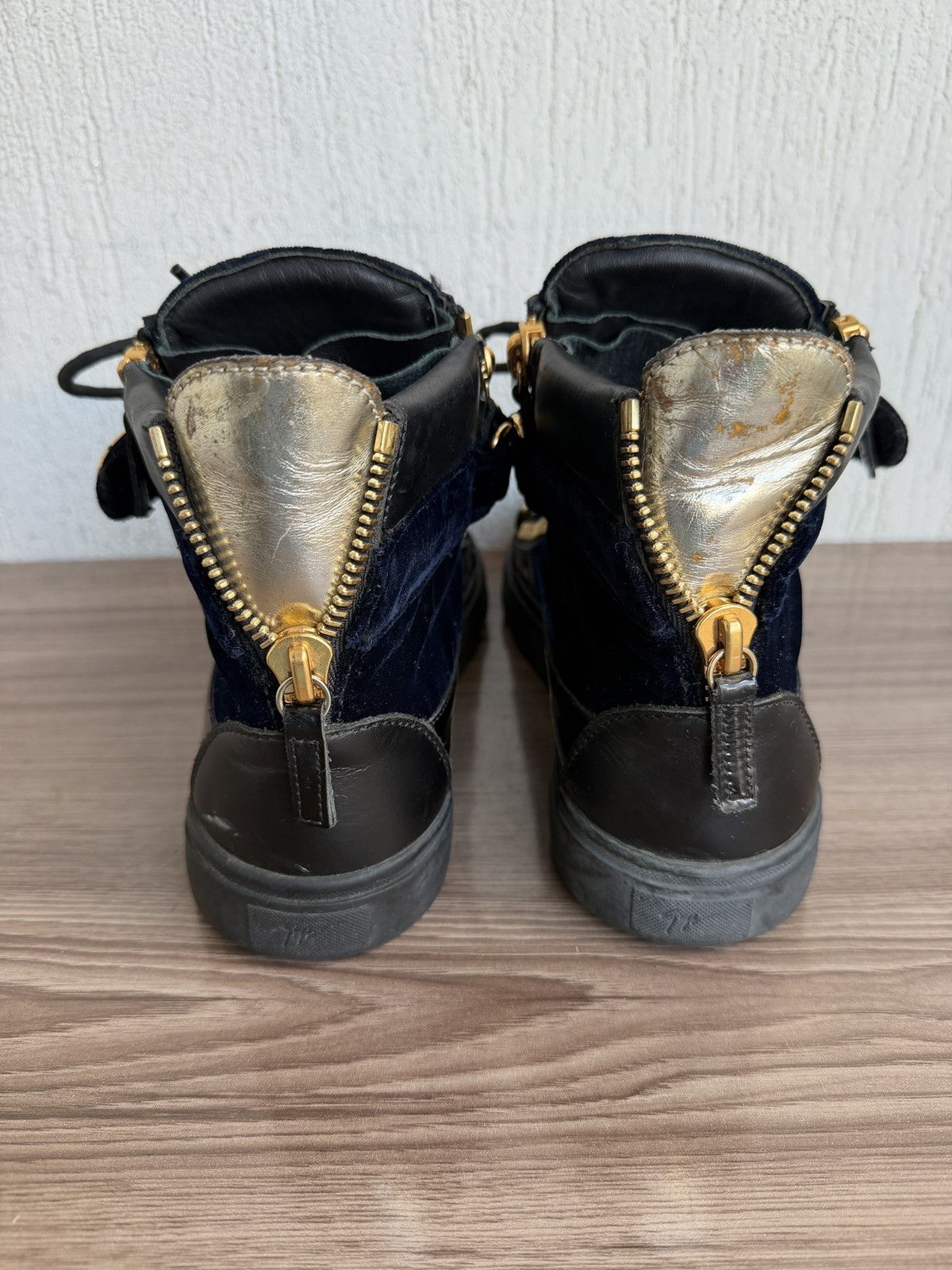Giuseppe Zanotti chained double zip velvet sneaker Size US 8.5 / EU 41-42 - 16 Thumbnail