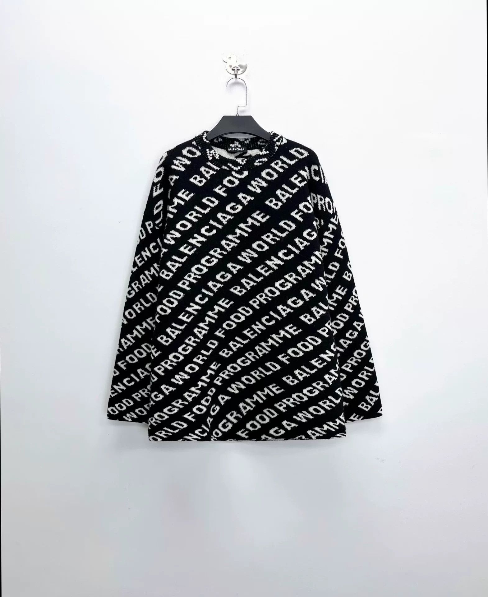 Balenciaga Balenciaga World Food Programme Knitted Sweater Size US M / EU 48-50 / 2 - 1 Thumbnail
