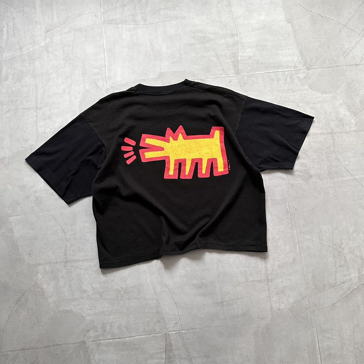 Keith Haring RARE 1990 Keith Haring Barking Dog Vintage Cropped T Shirt Size US XL / EU 56 / 4 - 13 Thumbnail