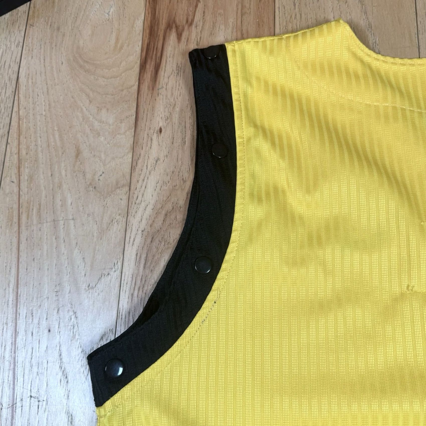 Vintage VINTAGE JOCO 05 Basketball Tank Jersey XL Mens Black Yellow Snap Button US MADE Size US XL / EU 56 / 4 - 7 Thumbnail