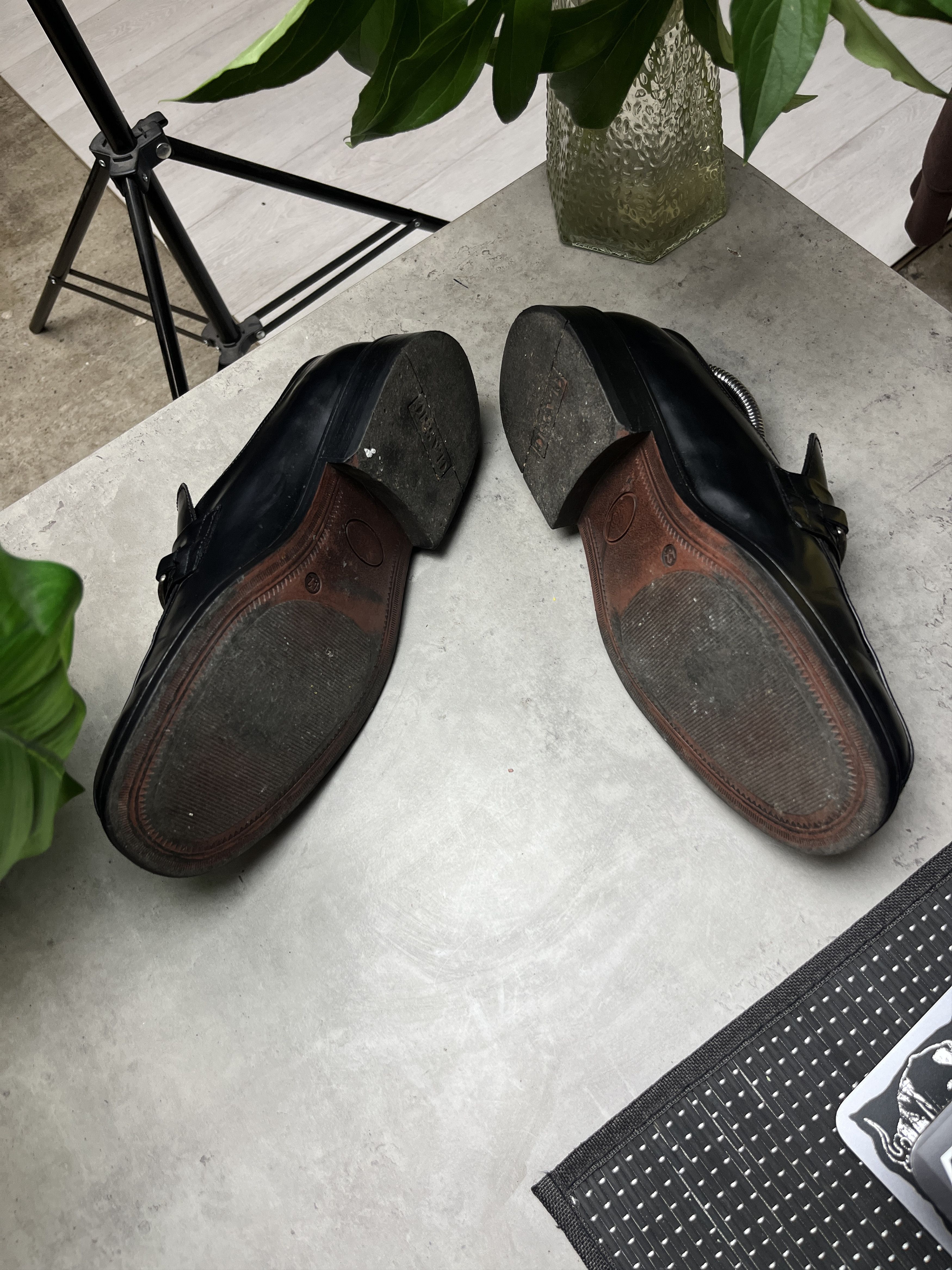 Michael Kors 1990s MICHAEL K. BLACK LEATHER METAL BIT LOAFERS - 5105 Size US 9 / EU 42 - 4 Thumbnail