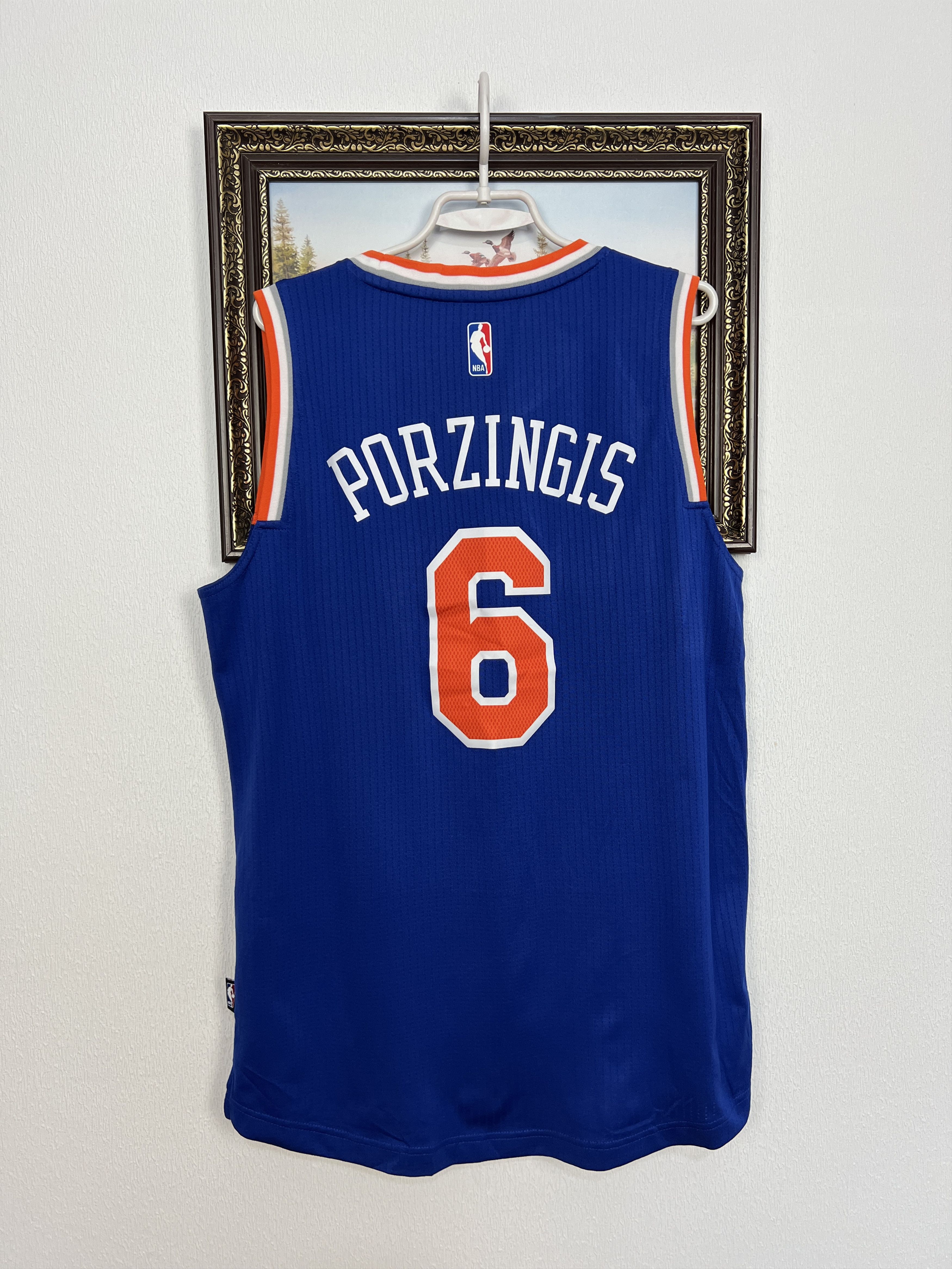 Adidas Vintage New York Knicks NBA Jersey #6 Porzingis Trikot Size US M / EU 48-50 / 2 - 8 Thumbnail