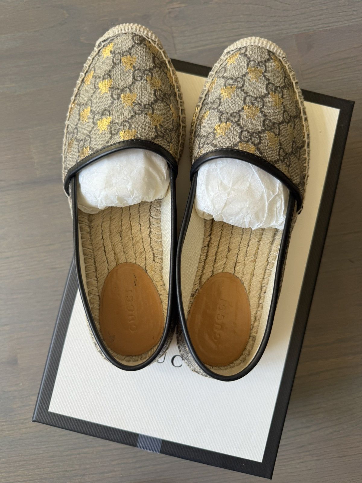 Gucci Gucci GG Supreme Bee Espadrilles Shoes (Size 37) Size US 7 / IT 37 - 4 Thumbnail