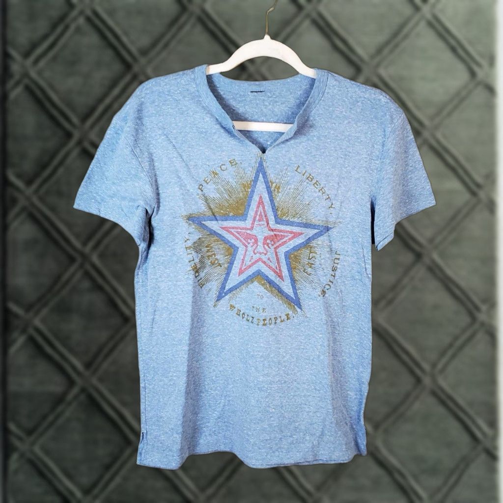 Obey VINTAGE Obey T Shirt Unisex Adults Small S Blue Grunge 80s 90s Single Stitch Cut Neck Rare Grail Skate Peace Shirt Mens Womens Girls Boys Size US S / EU 44-46 / 1 - 1 Thumbnail