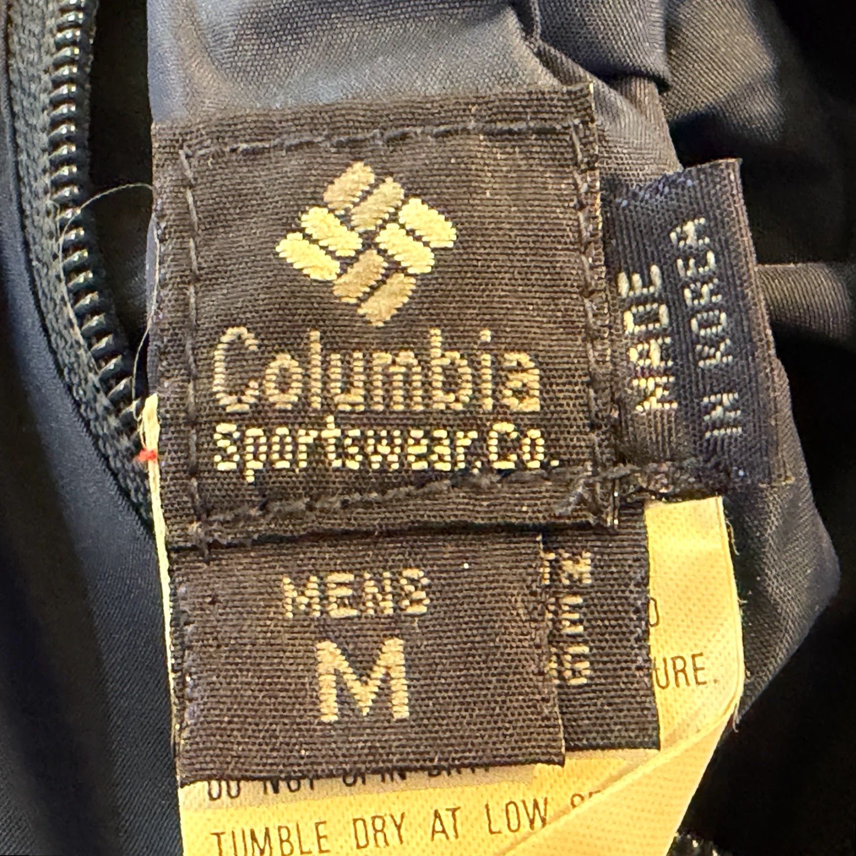 Vintage VINTAGE Columbia Reversible Puffer Jacket Mens M Blue Red Radial Sleeve Short Zip Size US M / EU 48-50 / 2 - 6 Thumbnail