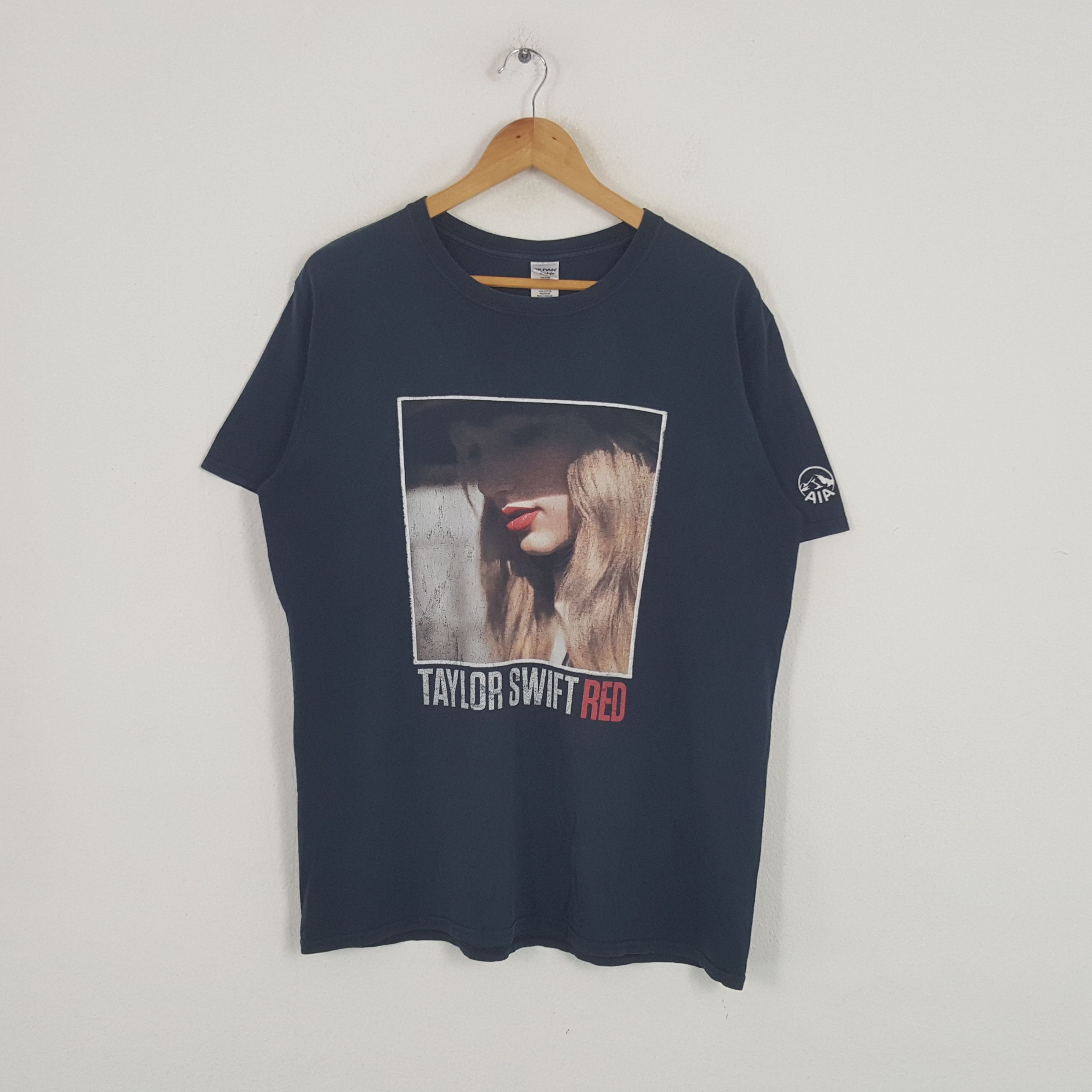 Band Tees × Vintage Vintage Taylor Swift Red Solo Singer Songwriter Tshirt Size US L / EU 52-54 / 3 - 1 Thumbnail