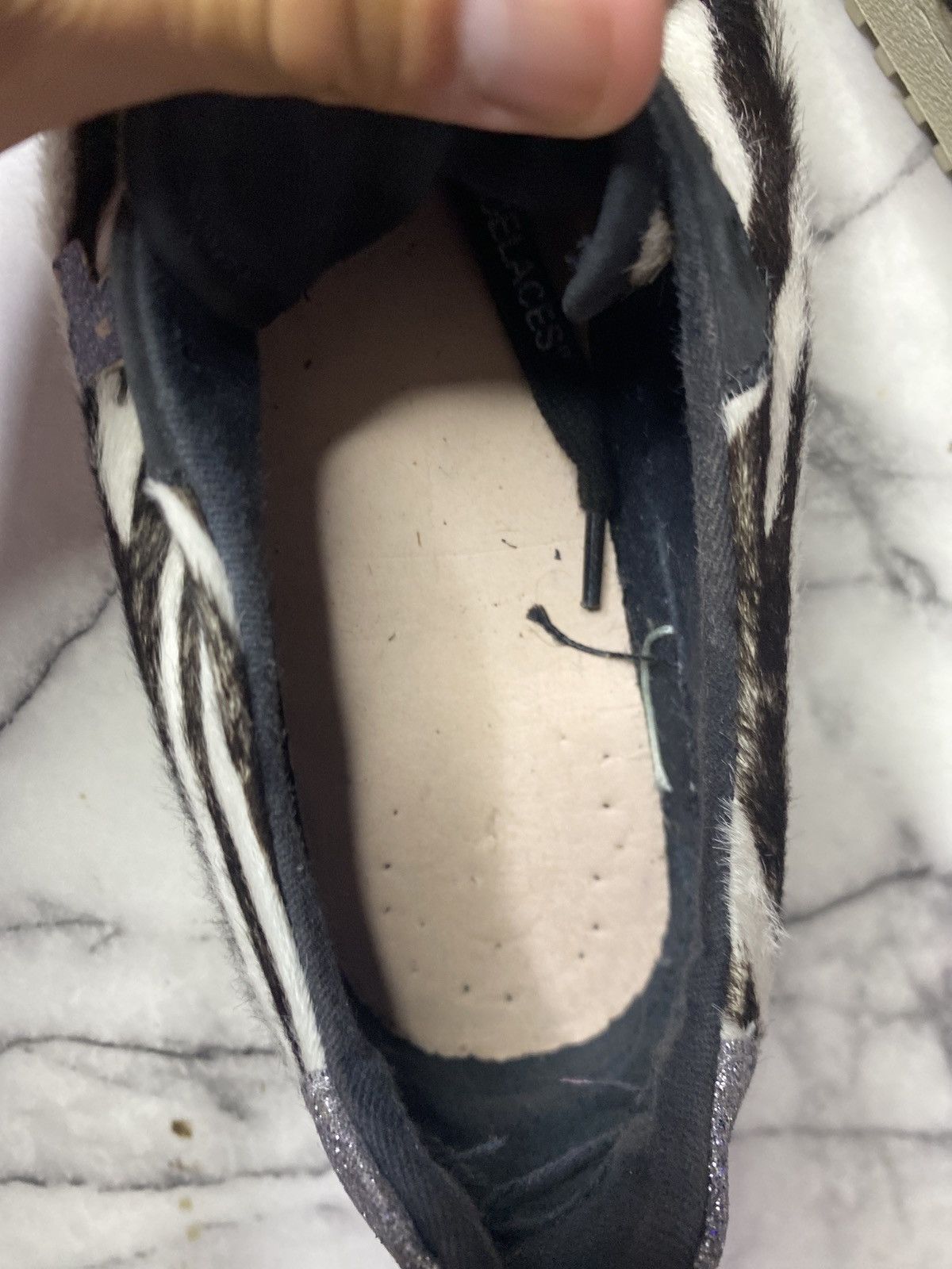 Off-White Off white vulcanized zebra/glitter Size US 9 / IT 39 - 10 Thumbnail